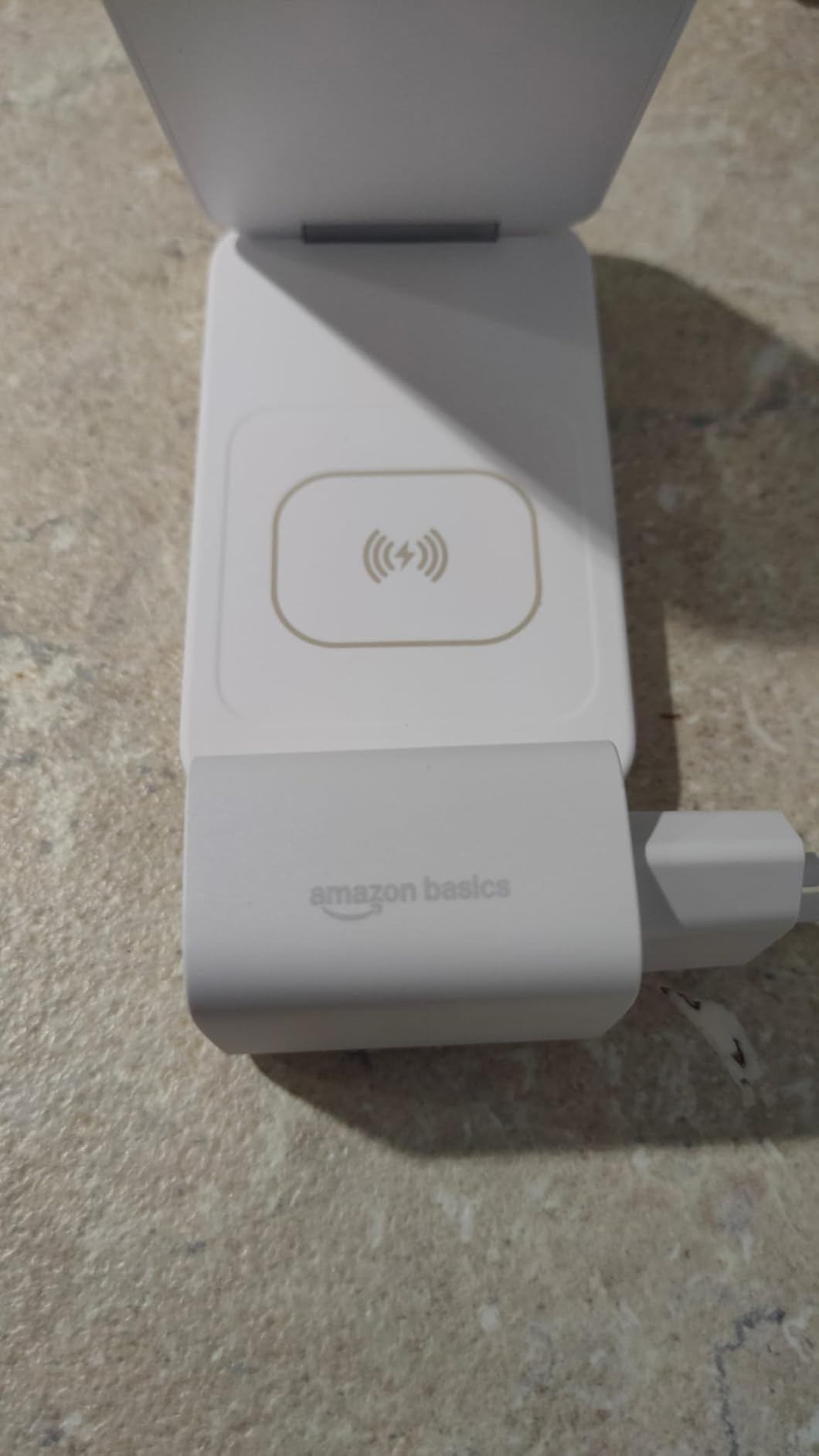 Amazon Basics Stazione Ricarica Wireless 2in1 25W Bianco