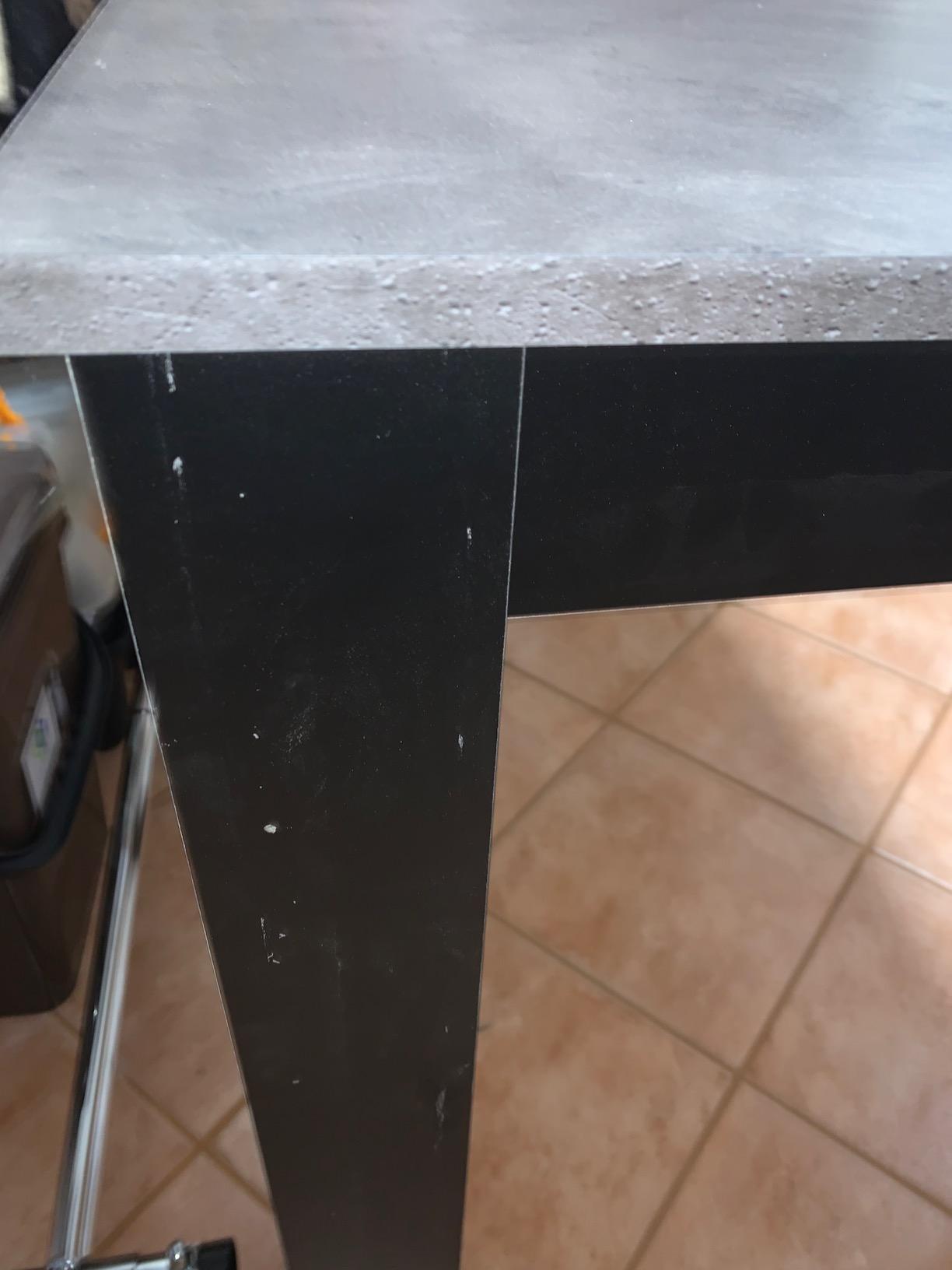 Amazon Basics tavolo da pranzo 110x70 nero 6 posti melaminico