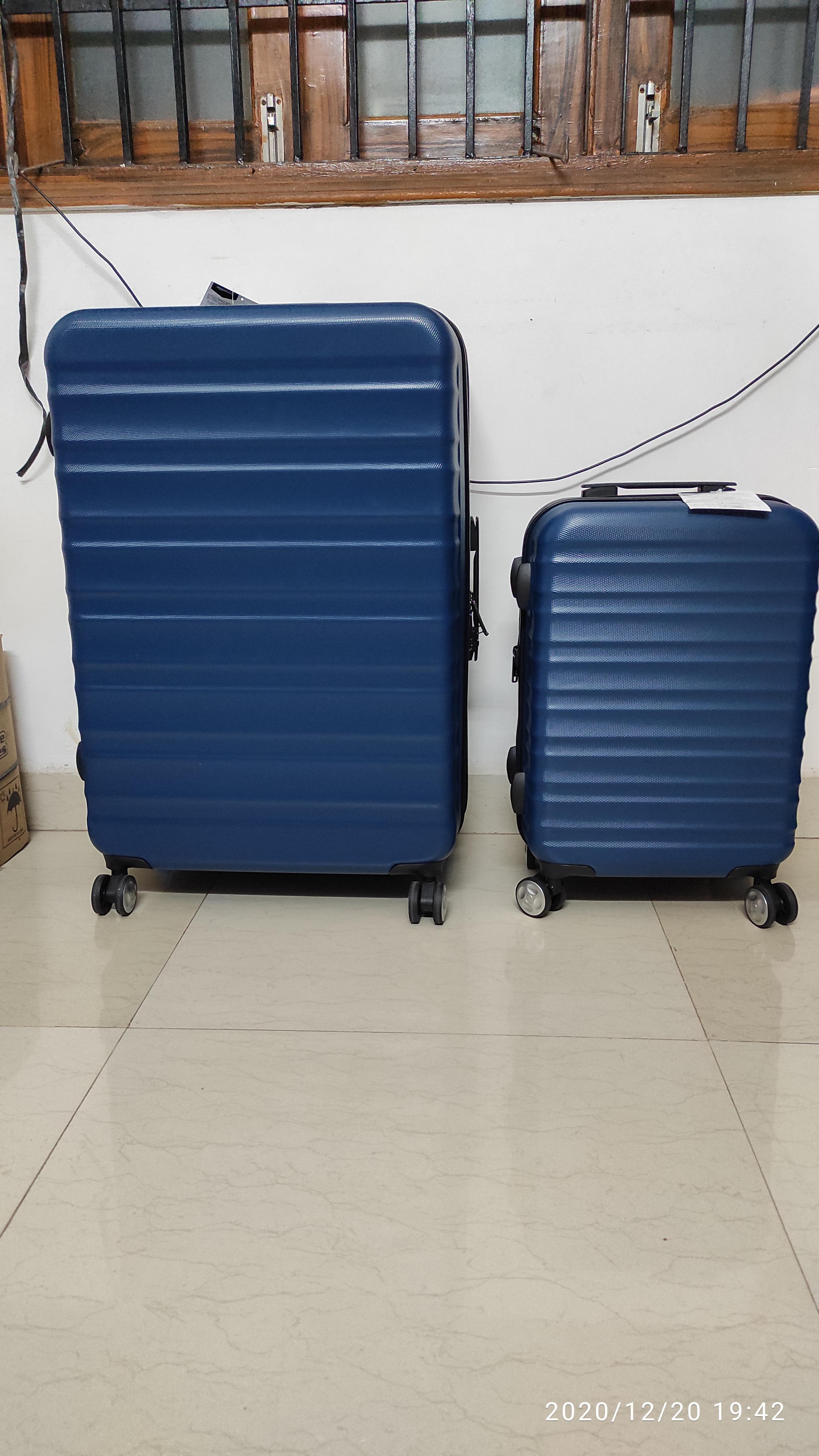 Amazon Basics Set 2 Trolley Rigidi 55+78 cm Nero TSA