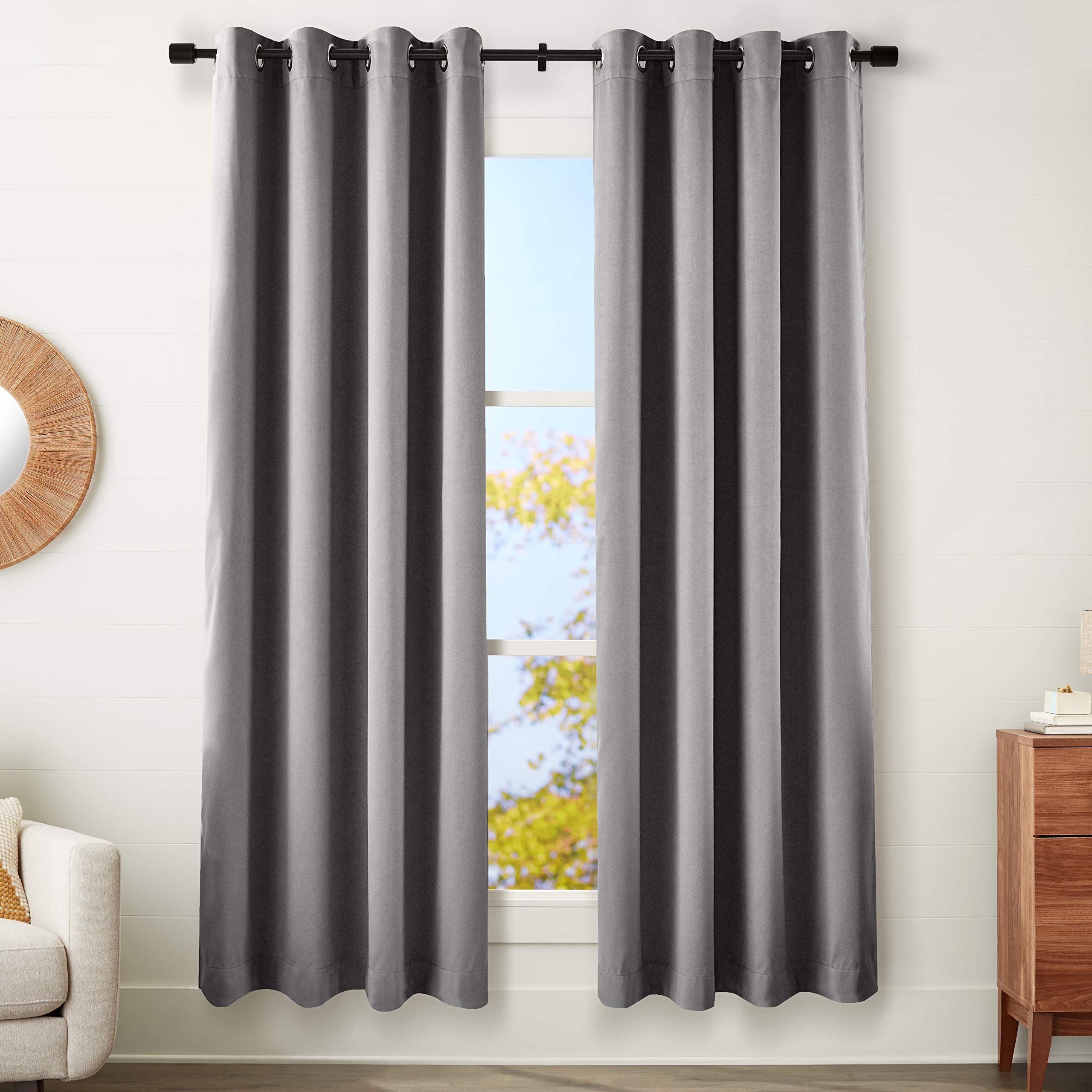 Amazon Basics Theatre Grade tende 132x213 cm grigio oscuranti 2 pezzi