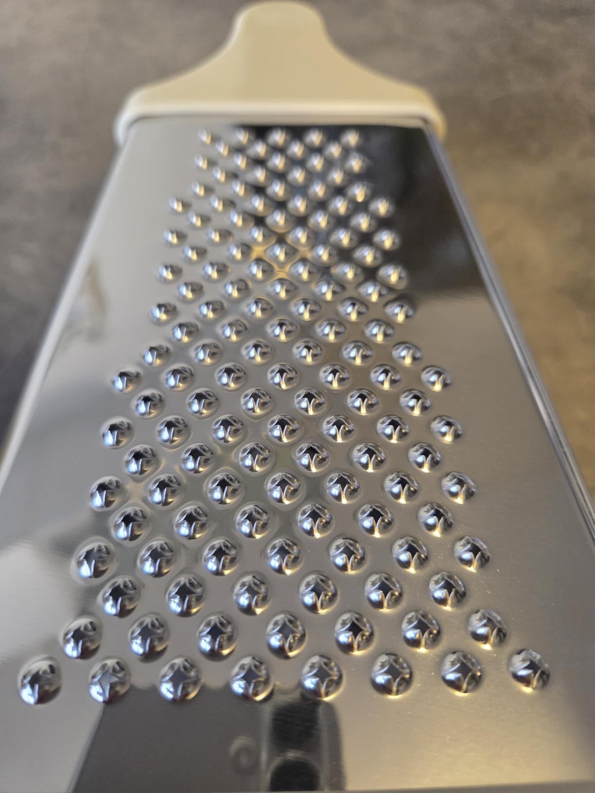 Amazon Basics grattugia formaggio 4 lati acciaio inox