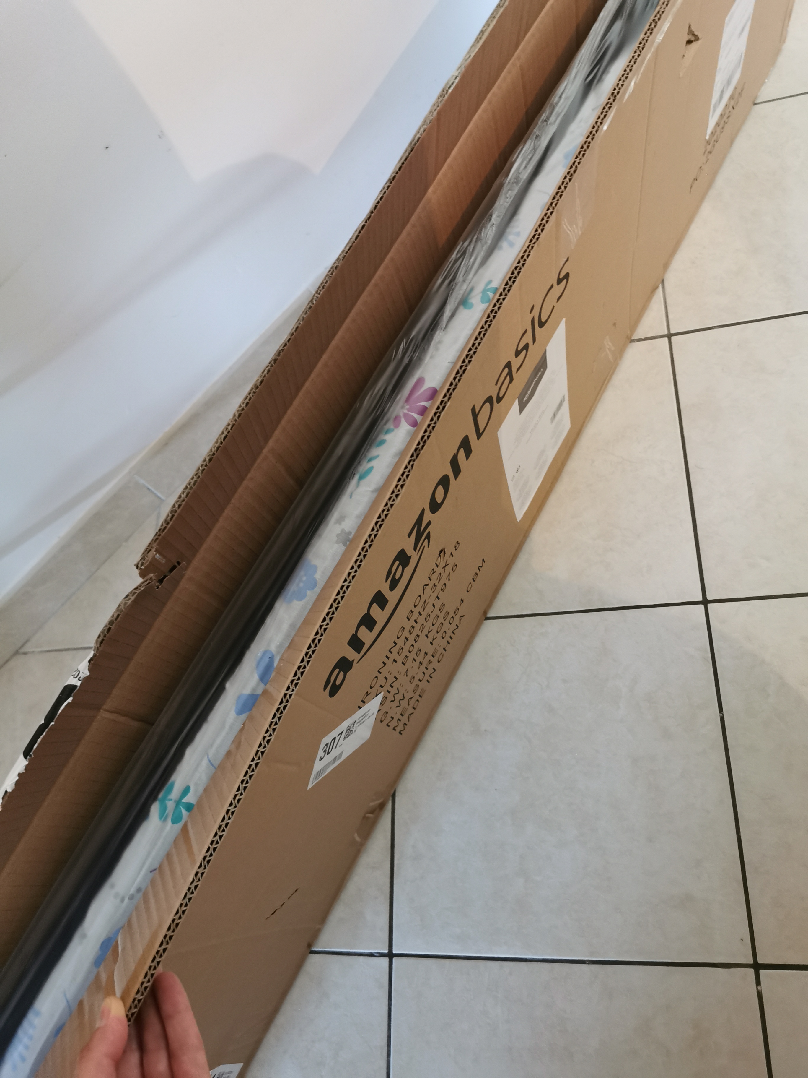 Amazon Basics asse da stiro grande 122x38 cm grigio con ripiano vapore