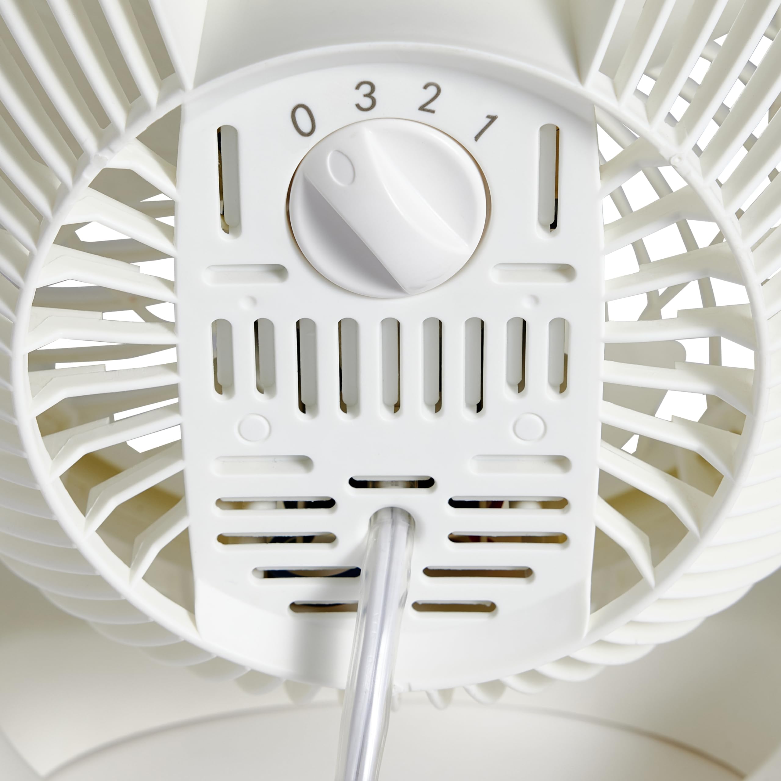 Amazon Basics ventilatore da tavolo 18 cm bianco 3 velocita