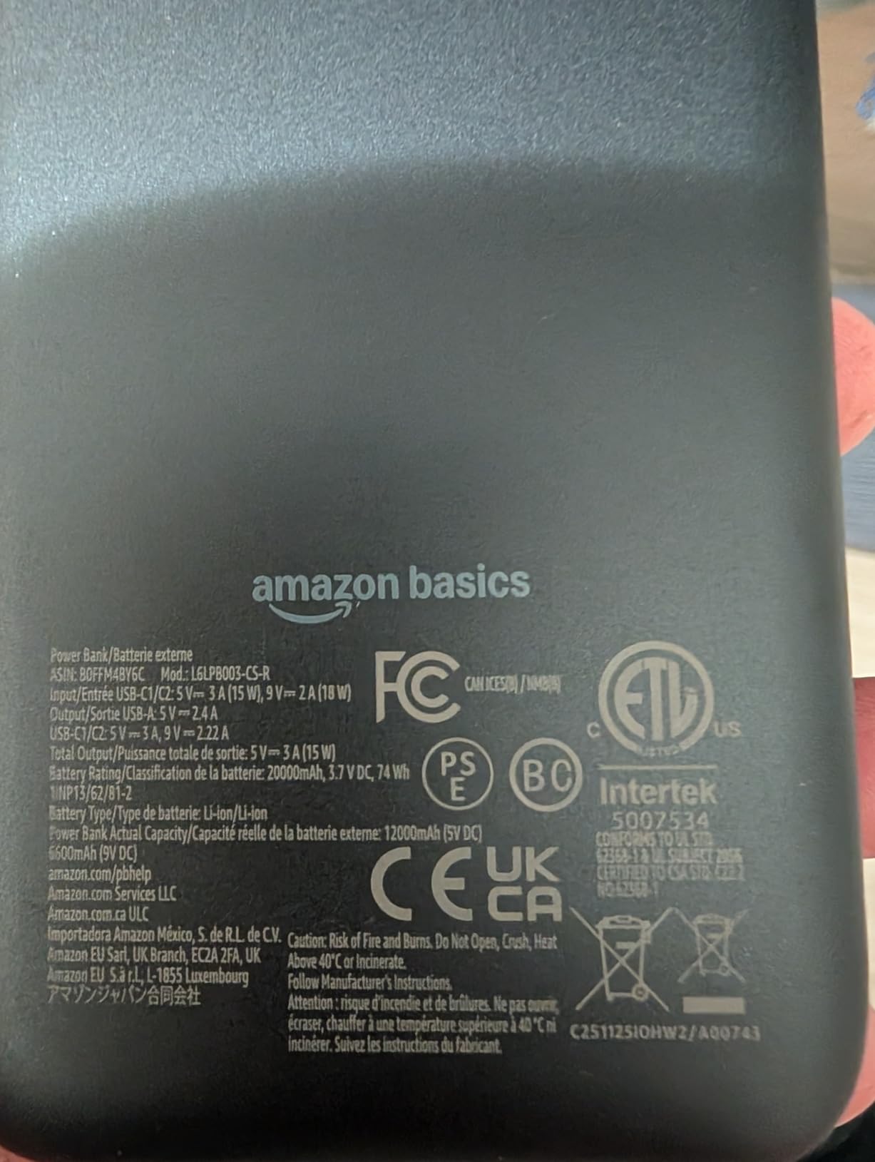 Amazon Basics Power Bank 20000mAh Nero 3 Porte