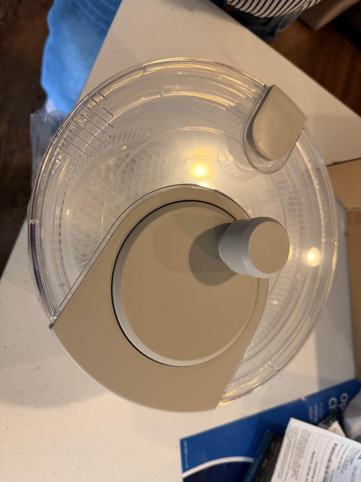 Amazon Basics centrifuga insalata 4L grigio lino senza BPA