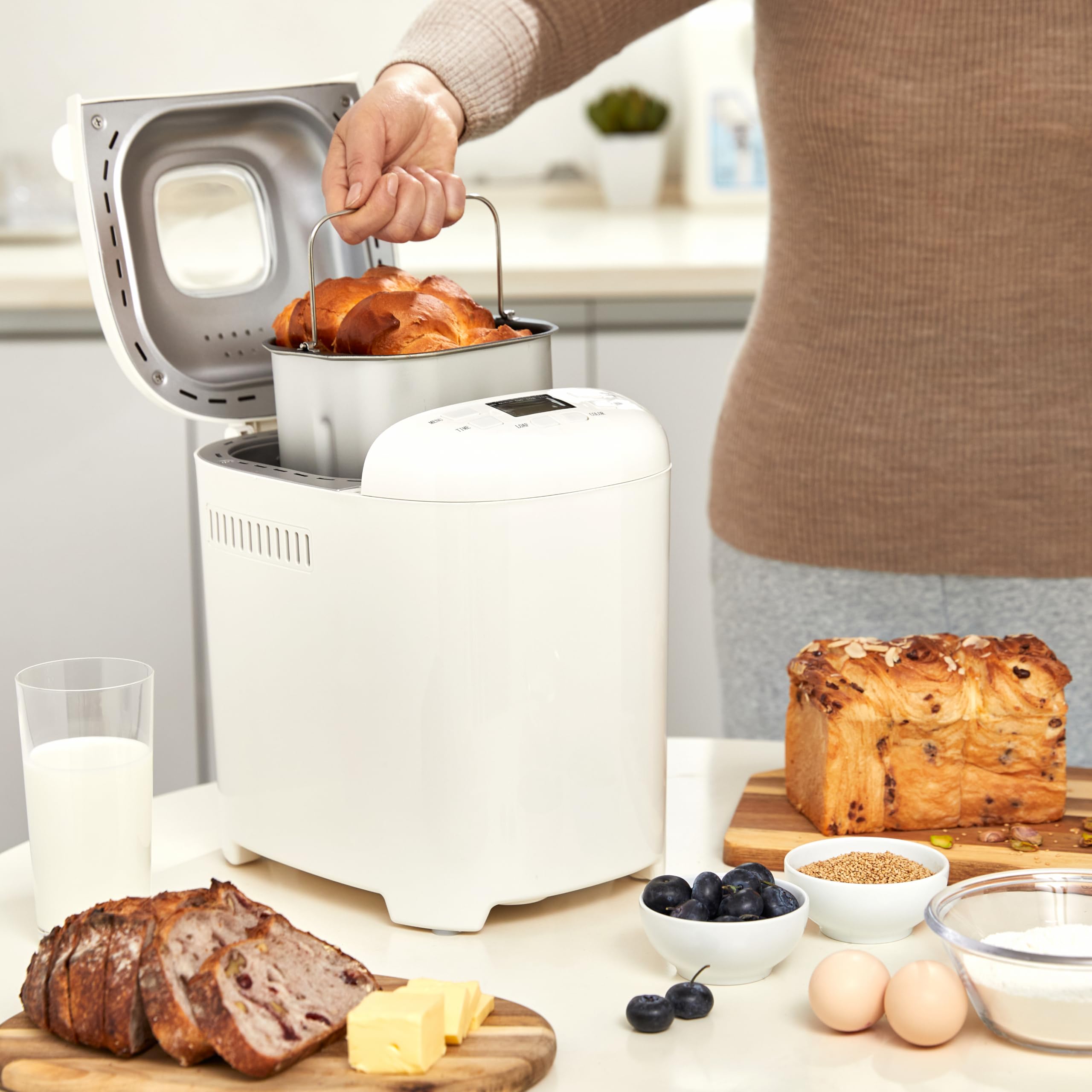 AmazonBasics macchina per il pane 0,9 kg bianca antiaderente