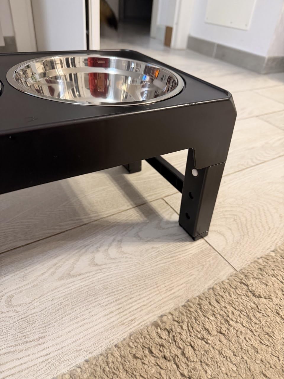 Amazon Basics supporto ciotole cane rialzato nero regolabile