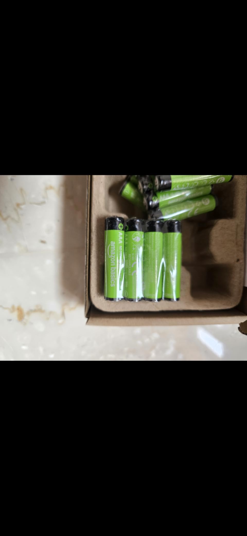 Amazon Basics Batterie AAA Ricaricabili 800mAh 12 Pezzi