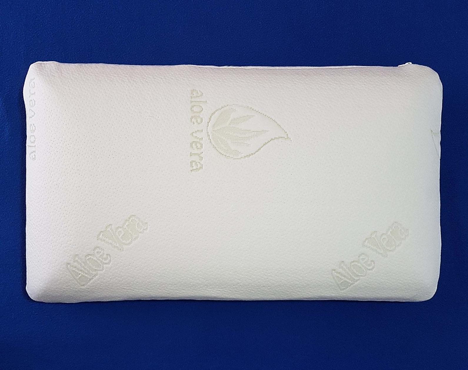 Amazon Basics cuscino memory foam aloe vera 70x42