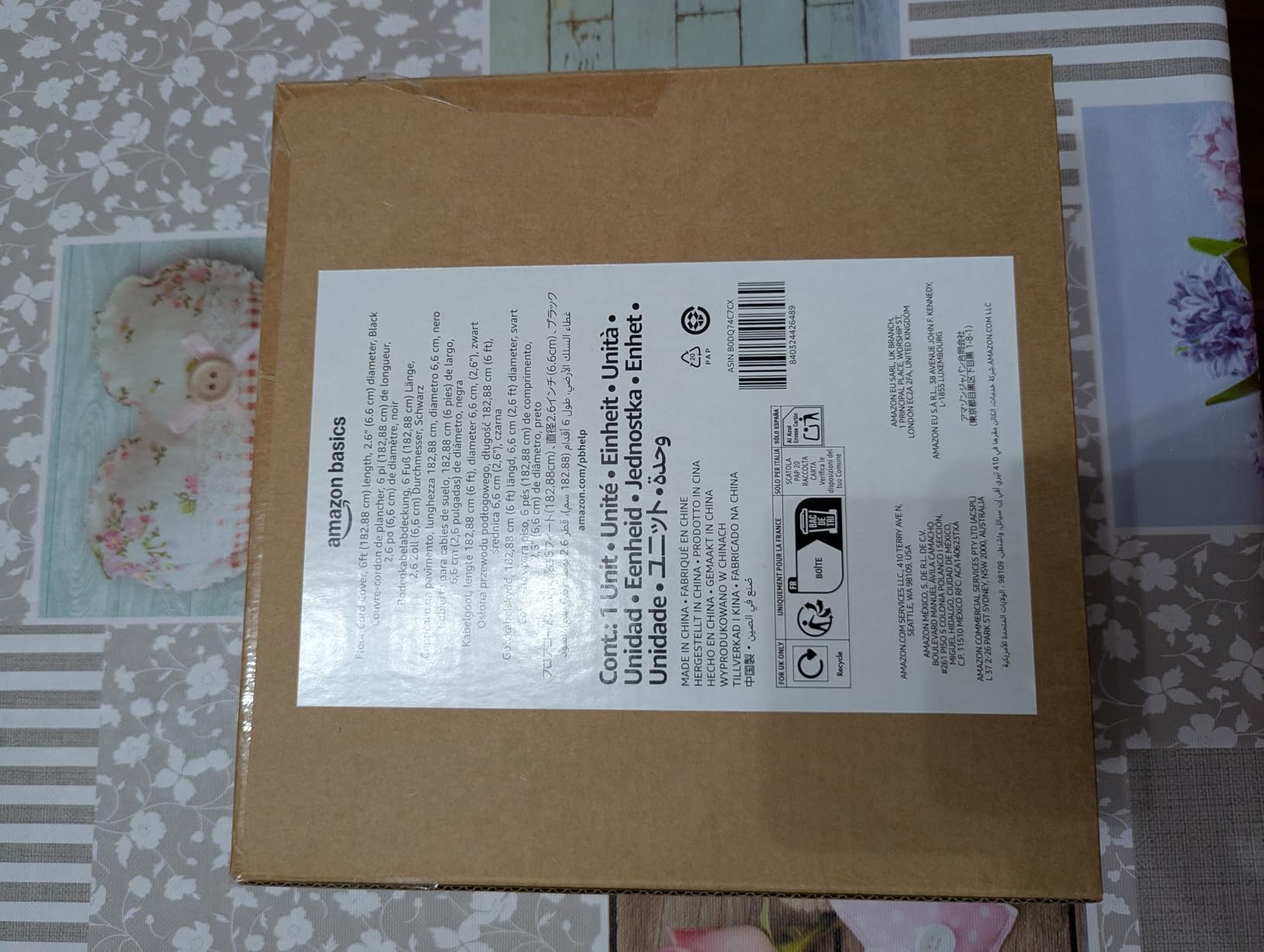 Amazon Basics canalina passacavi pavimento nera 1,8 m 2 pezzi