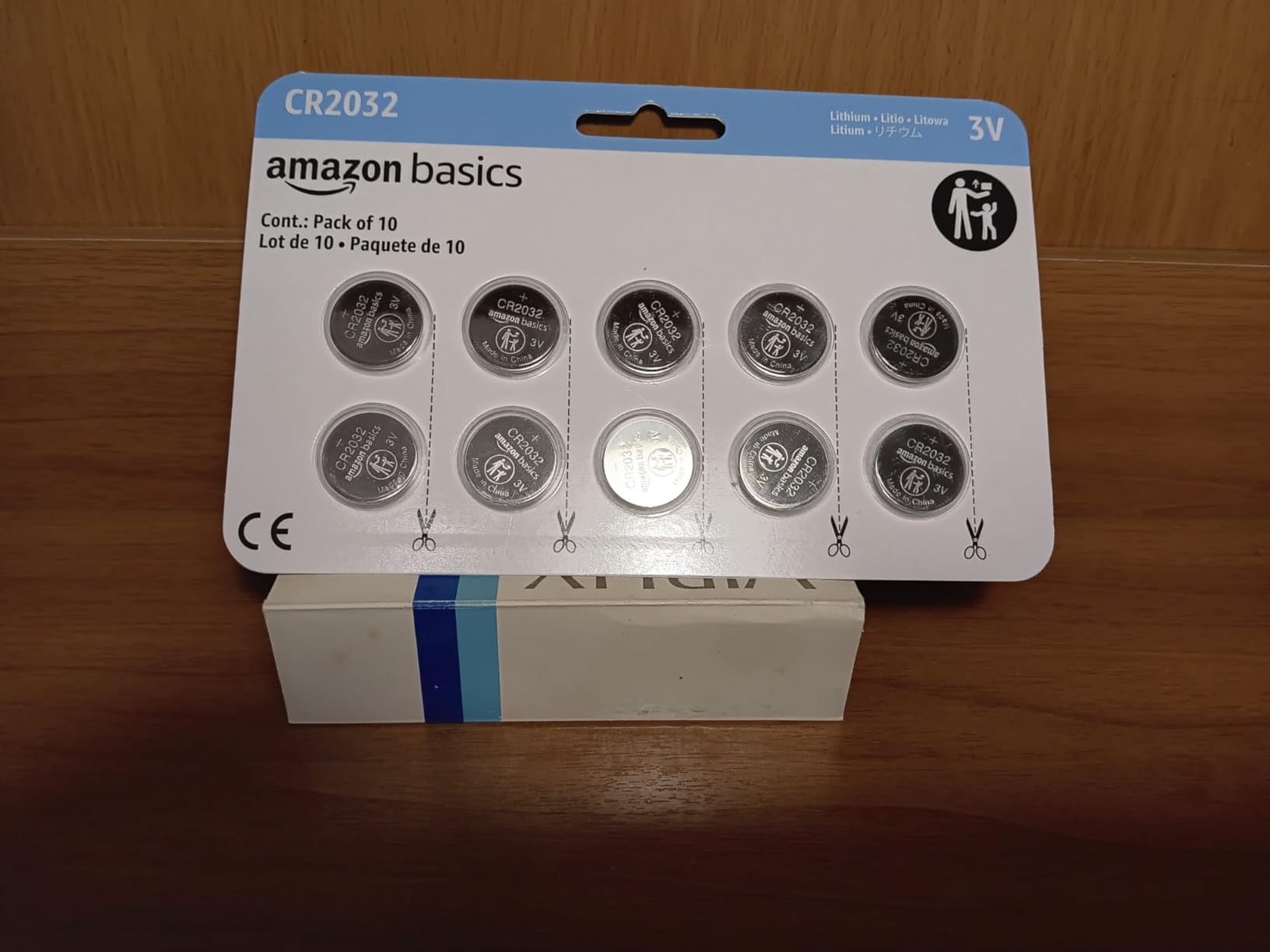 AmazonBasics CR2032 batterie a bottone litio confezione 6 pezzi 3V
