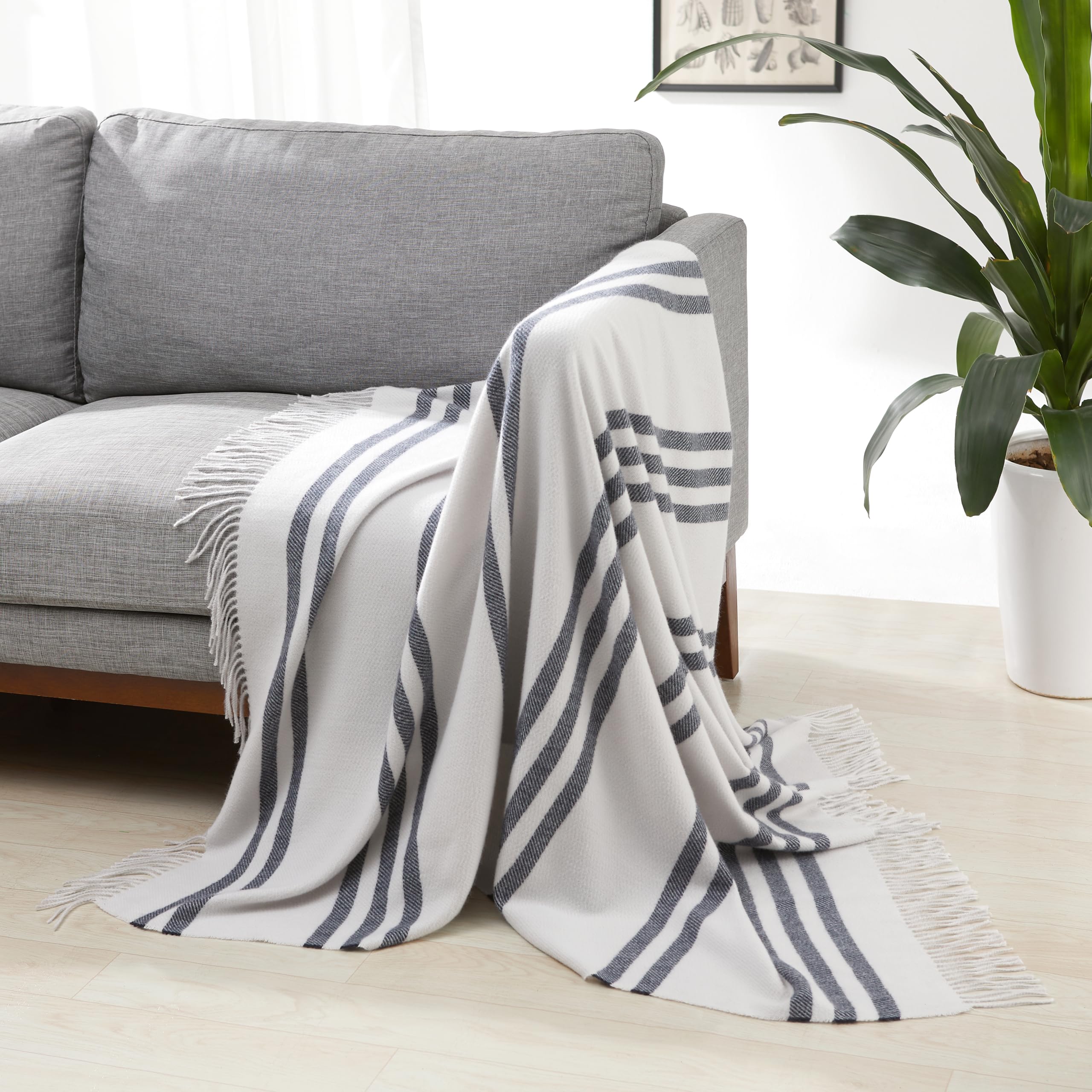 Amazon Basics copriletto leggero avorio quadri blu 127x152 cm