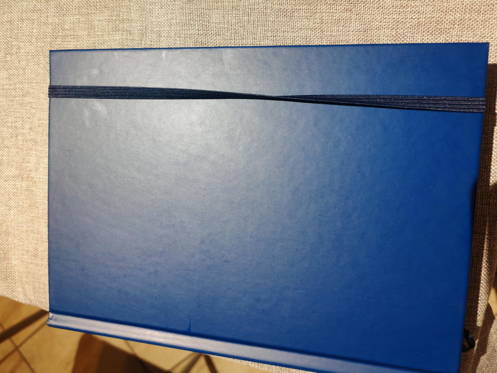 AmazonBasics Agenda Giornaliera A5 Copertina Rigida Blu Navy