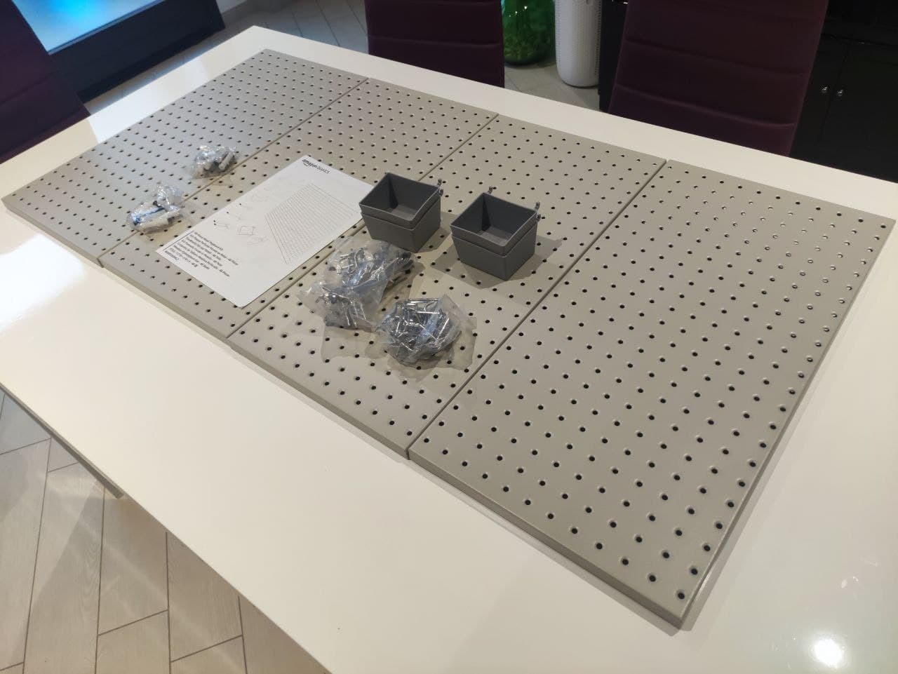 Amazon Basics kit pannelli portautensili metallo grigio 48 pezzi