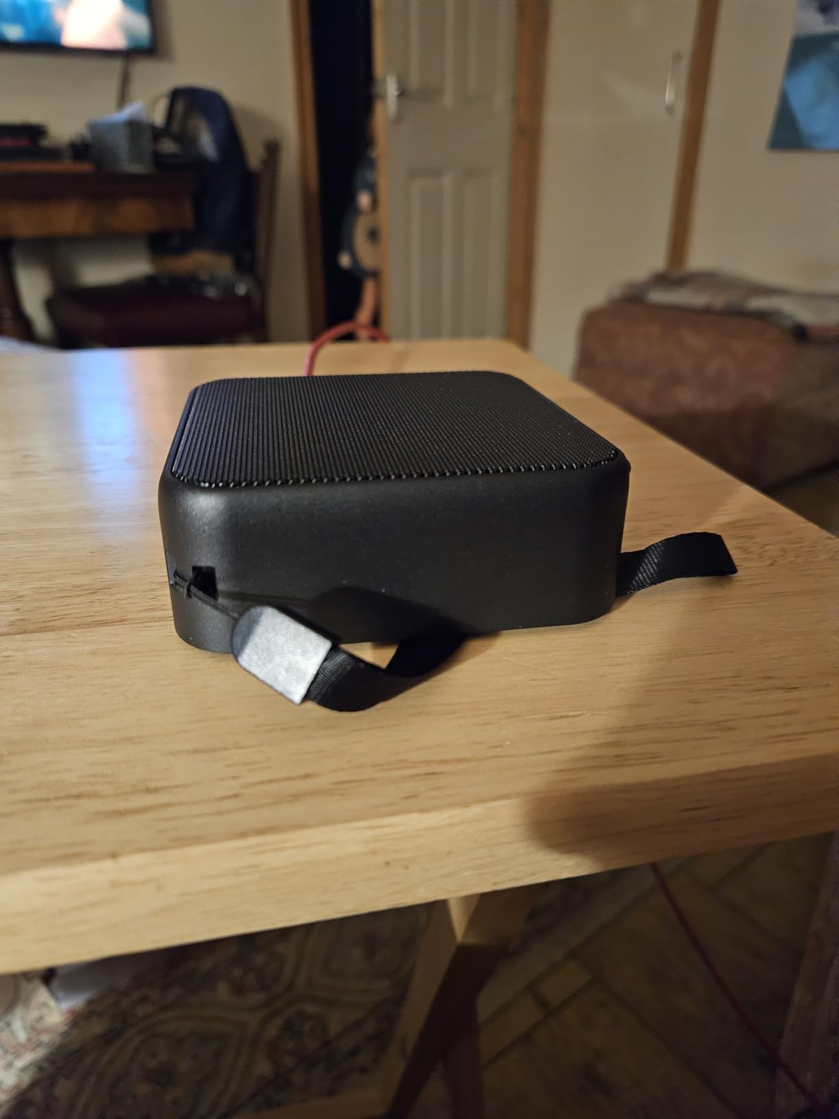 Amazon Basics Altoparlante Bluetooth Portatile 5.3 Nero IPX5