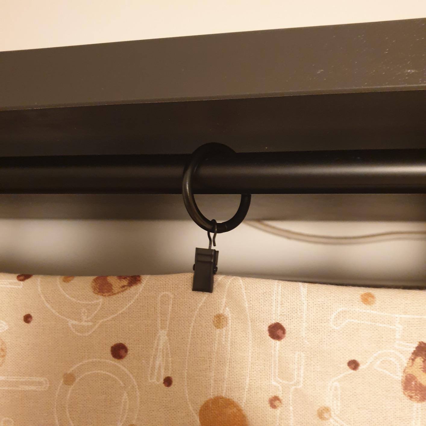 AmazonBasics Anelli Tenda con Clip 25 mm Nero 7 Pezzi