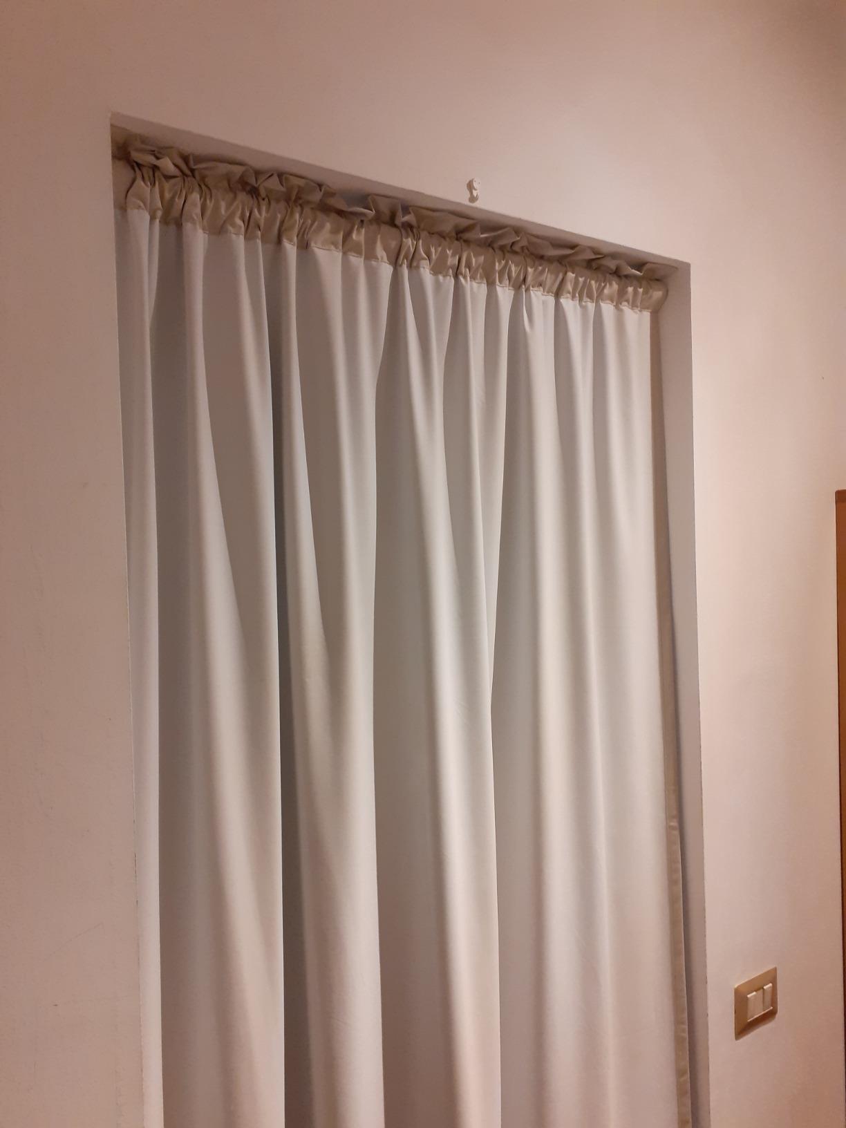AmazonBasics Tenda Oscurante 135x244 Beige Termica