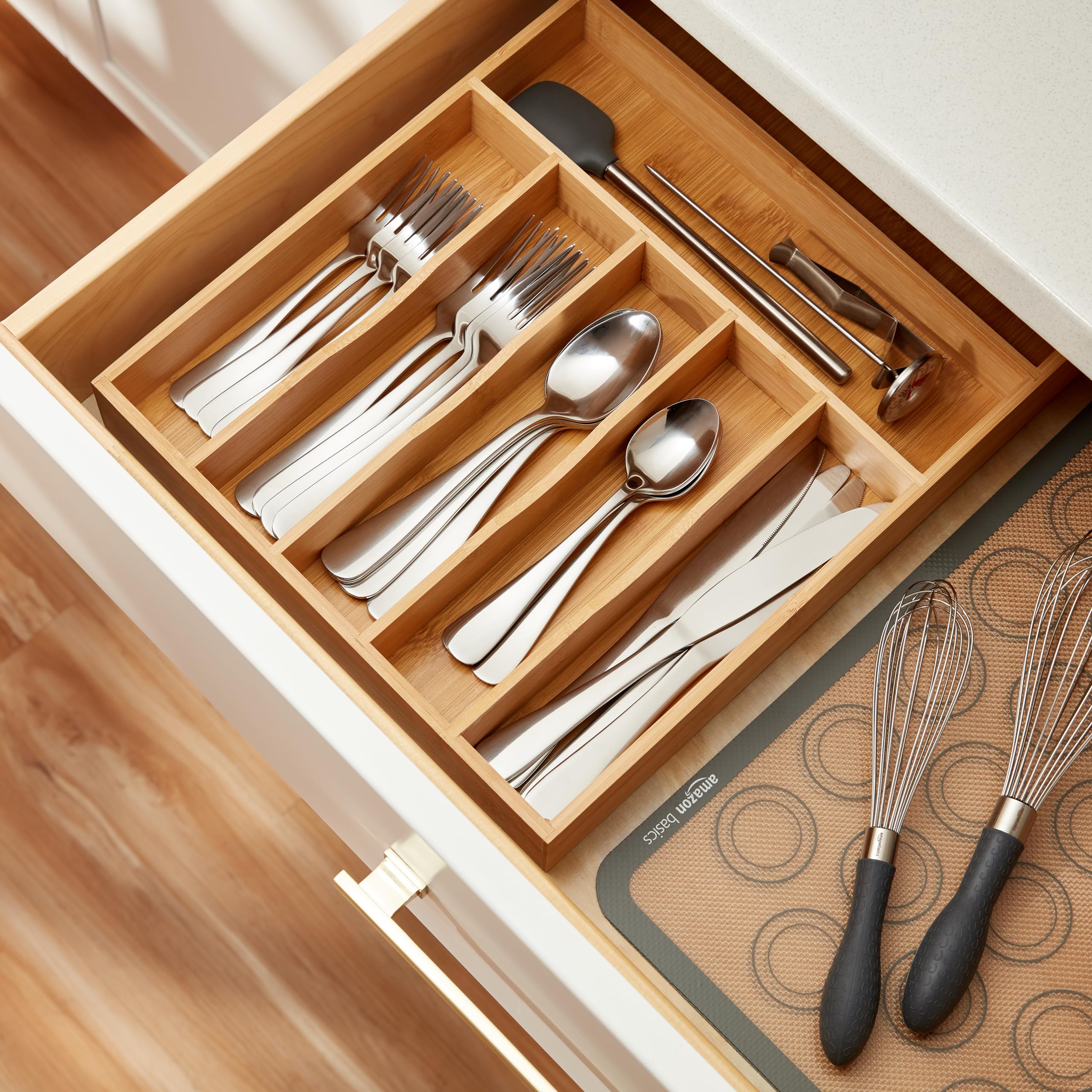 AmazonBasics set posate acciaio inox 20 pezzi 4 persone