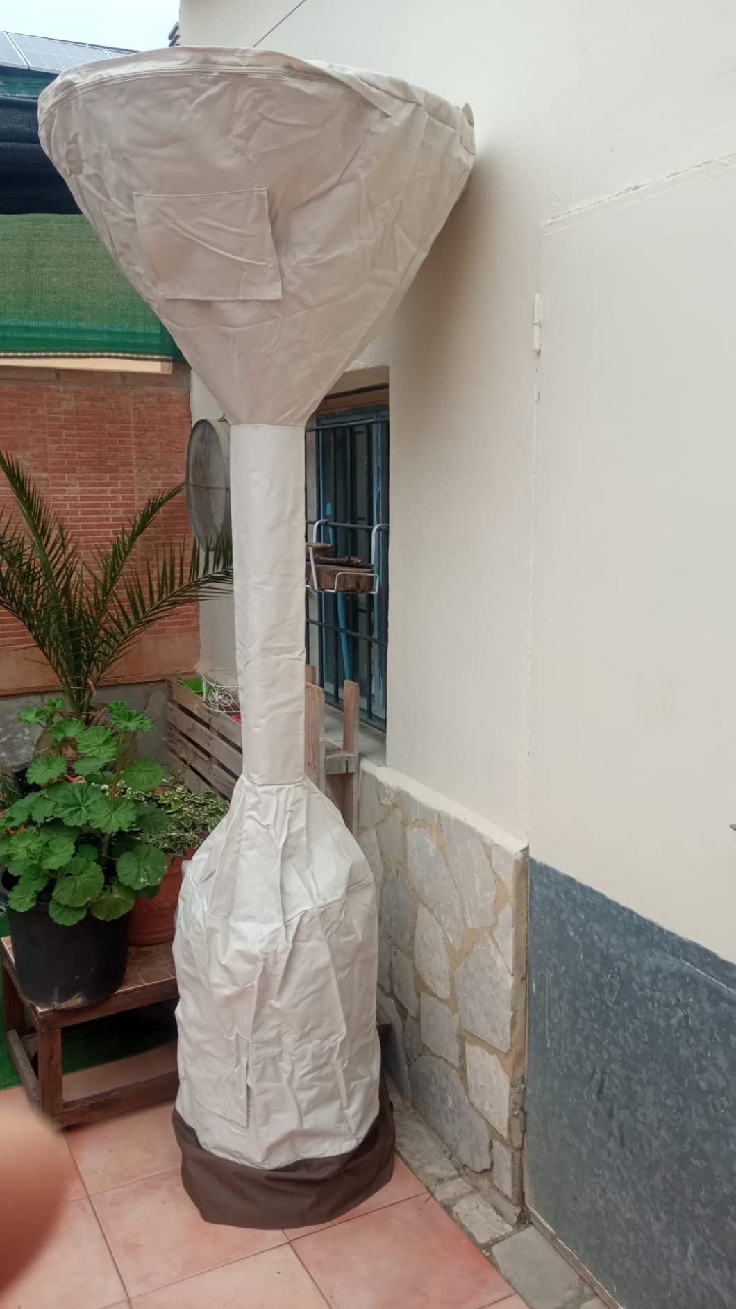 AmazonBasics Telone Stufa Fungo 241 cm Beige Impermeabile