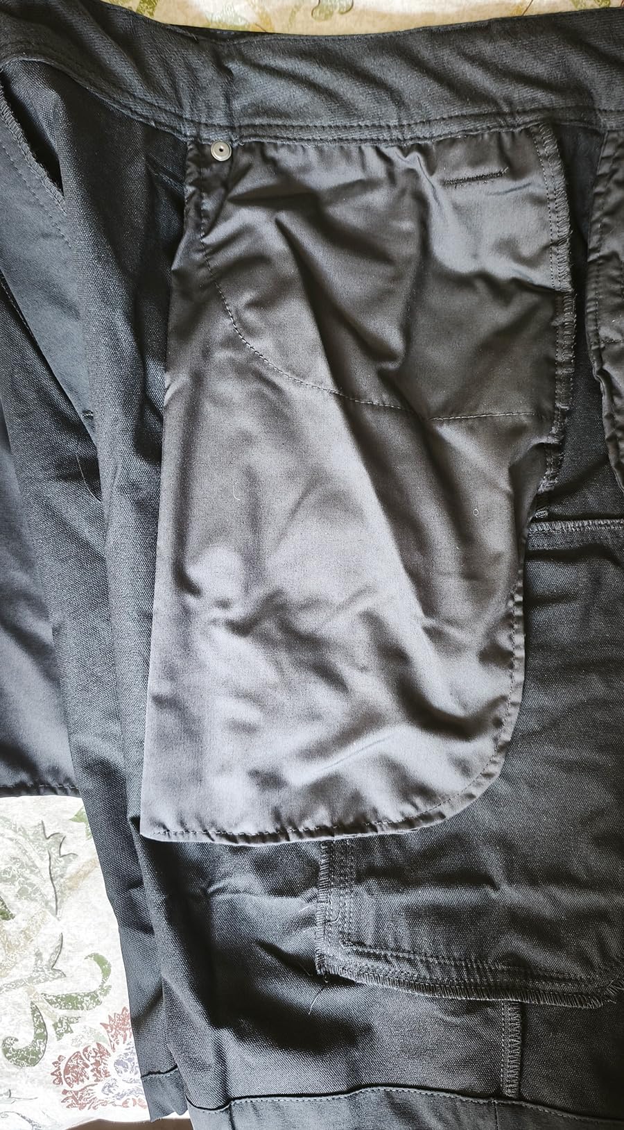 Amazon Basics pantaloncini ibridi da lavoro uomo vestibilita comoda