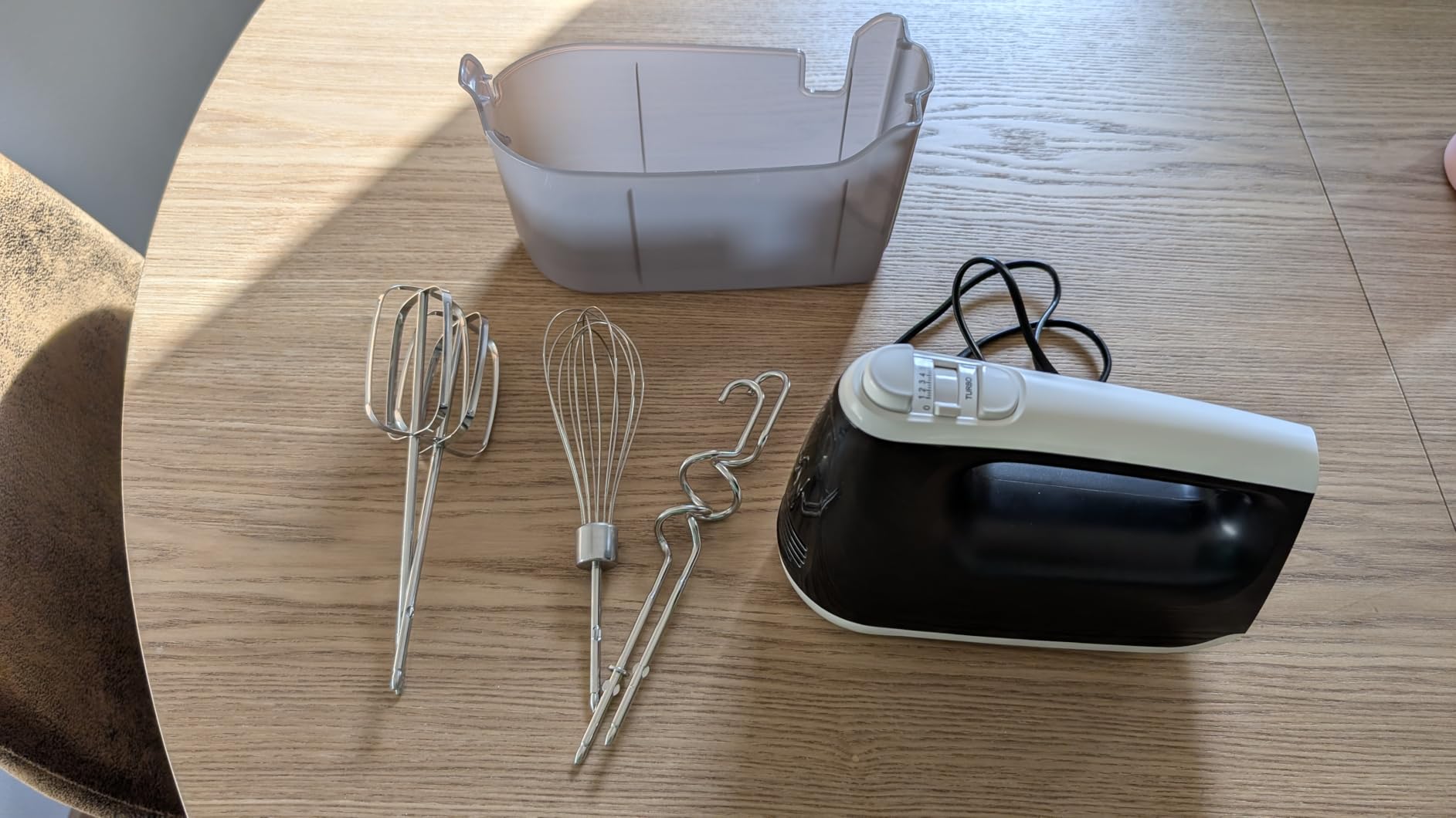 Amazon Basics Mixer Manuale Elettrico 400W 6 Velocità Nero