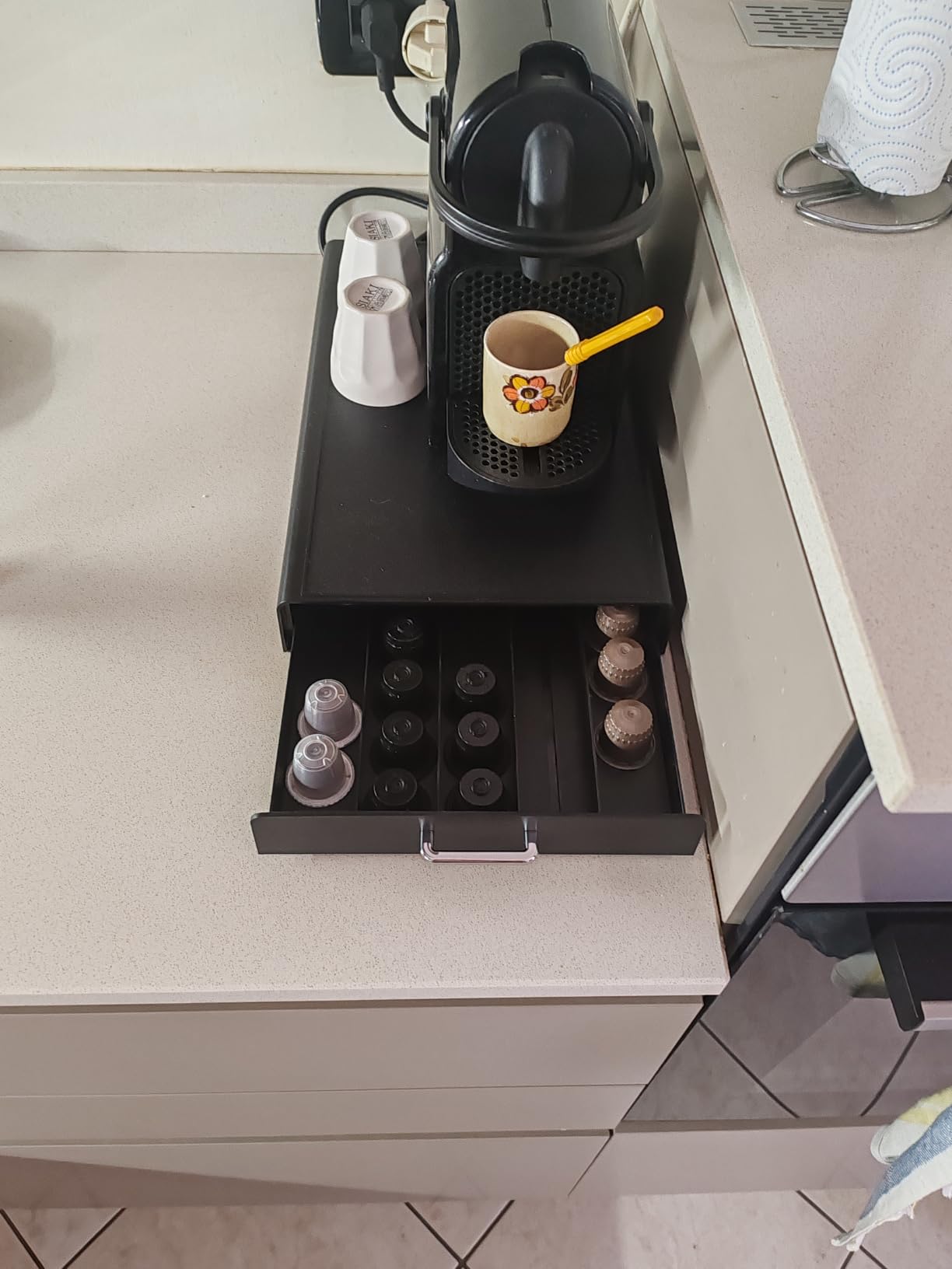 Amazon Basics cassetto portacapsule 50 capsule nero Nespresso