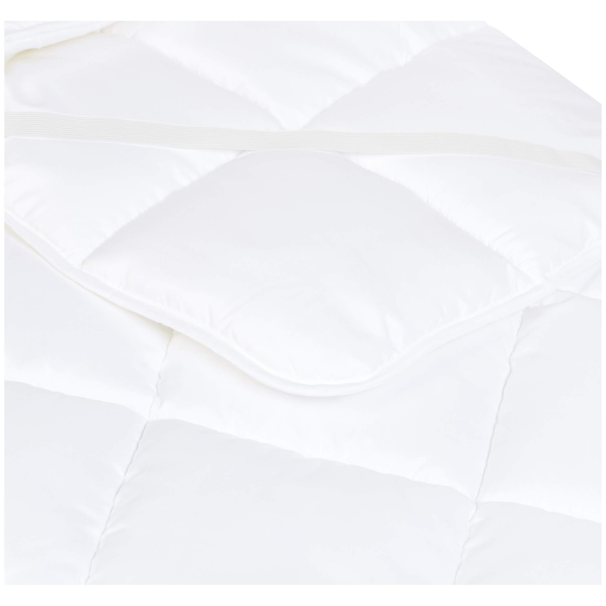 AmazonBasics Coprimaterasso 160x200 Bianco Trapuntato Morbido