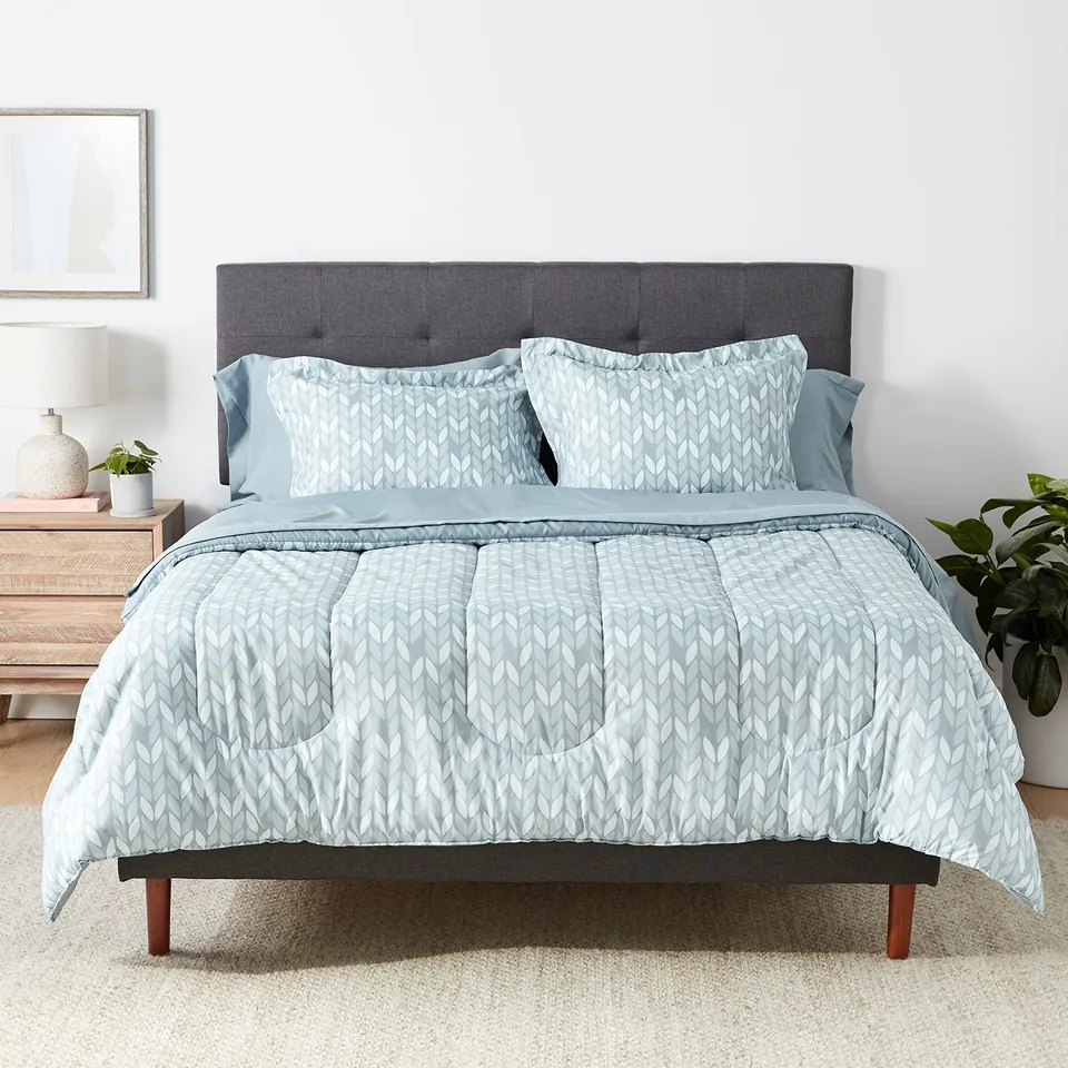 AmazonBasics Set Letto Full/Queen Grigio Foglie Poliestere