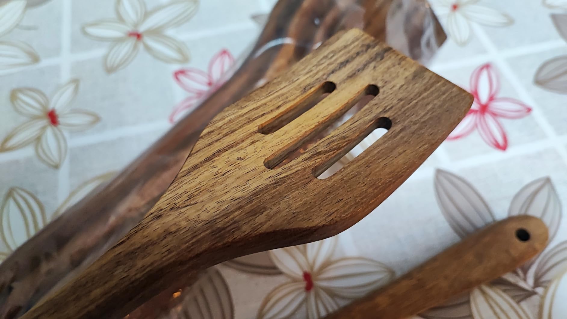 AmazonBasics Set Utensili Cucina Legno 6 Pezzi Acacia