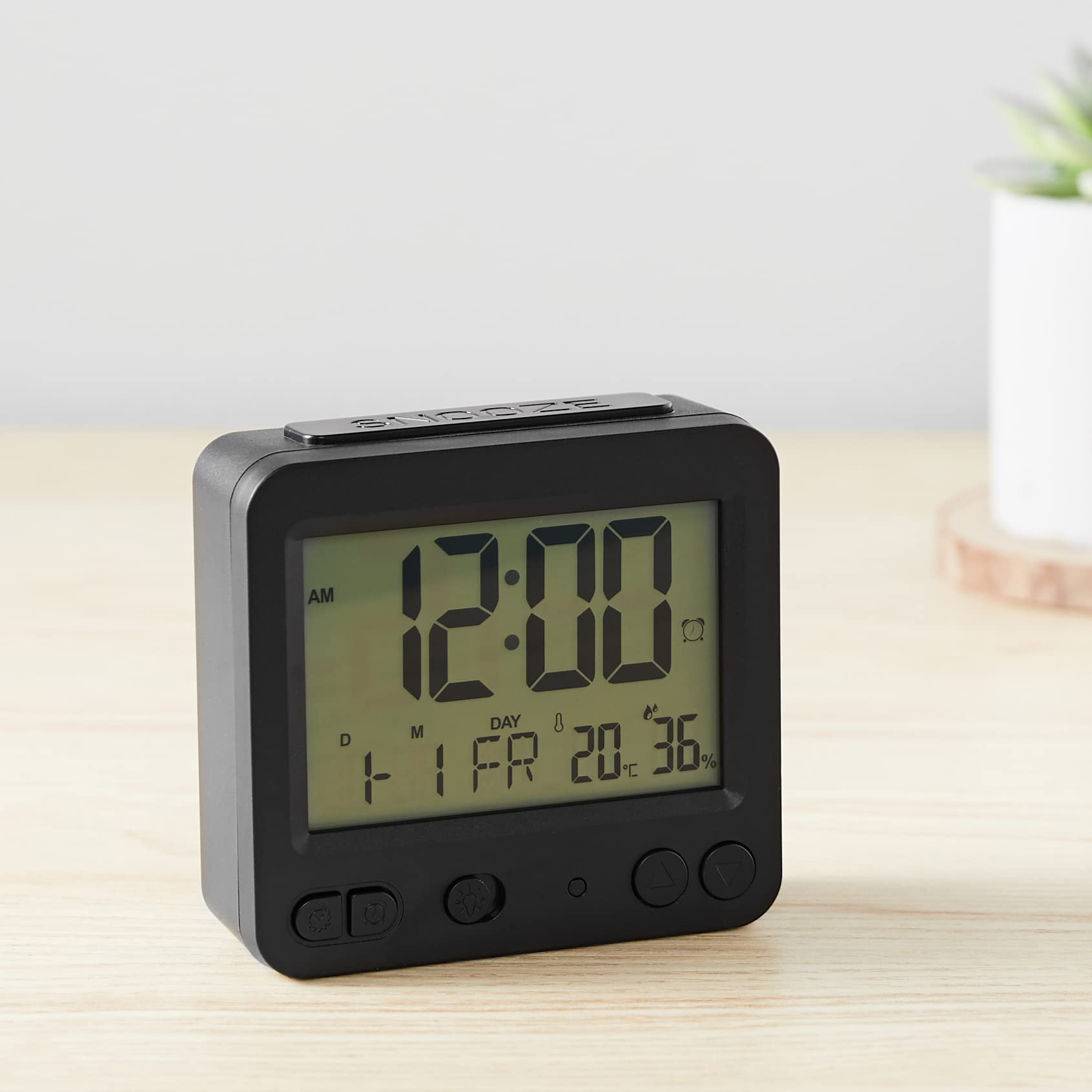 Amazon Basics Sveglia Digitale Nera con Temperatura