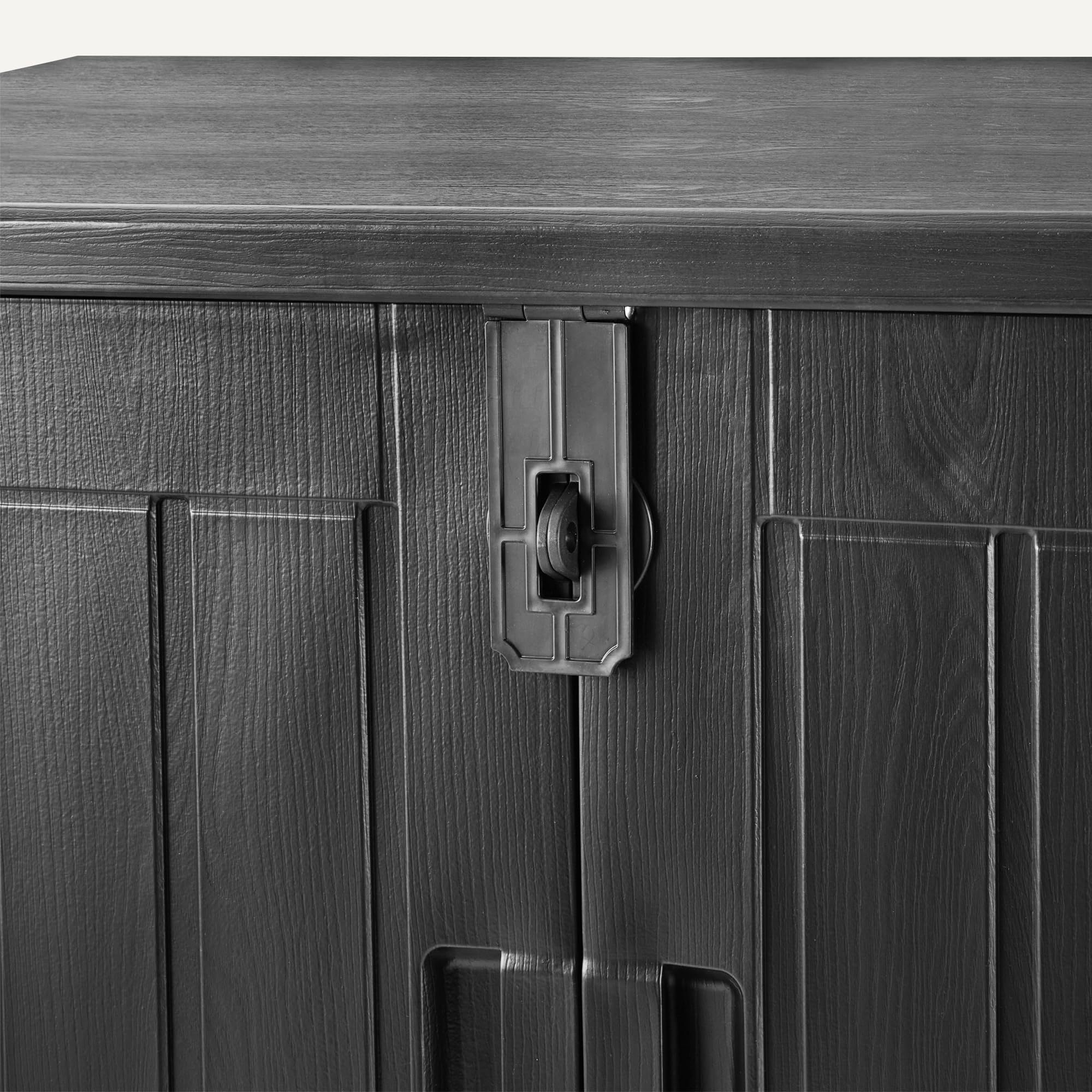 AmazonBasics Armadio da Esterno Nero 116x70,5x112,8 cm