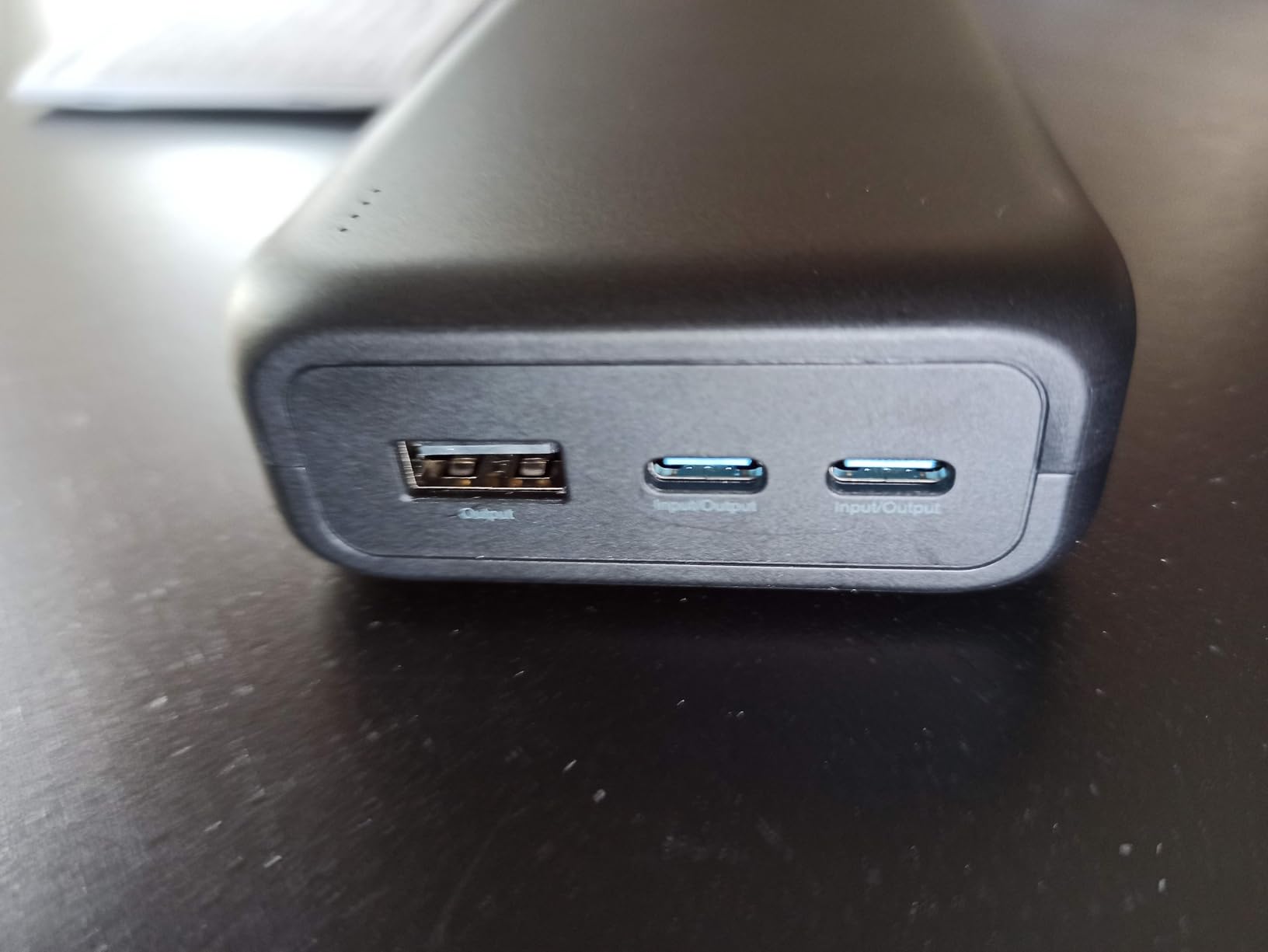 Amazon Basics Power Bank 20000mAh Nero 3 Porte