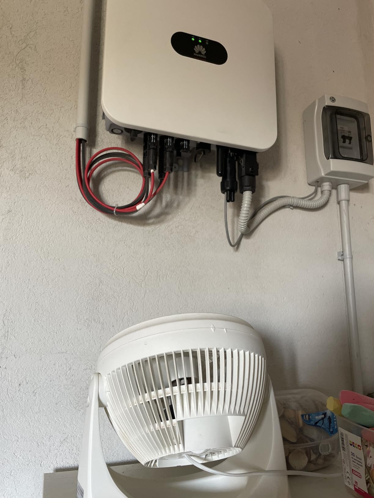 Amazon Basics ventilatore da tavolo 18 cm bianco 3 velocita