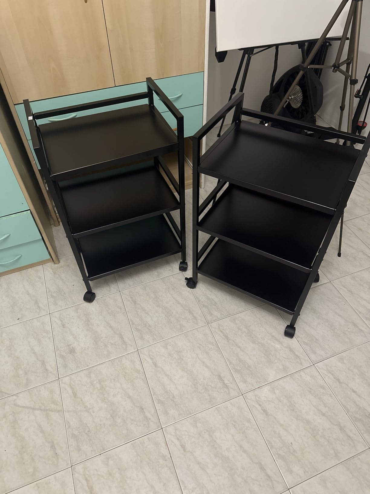 AmazonBasics Carrello 3 Ripiani Portaoggetti Metallo Nero Ruote