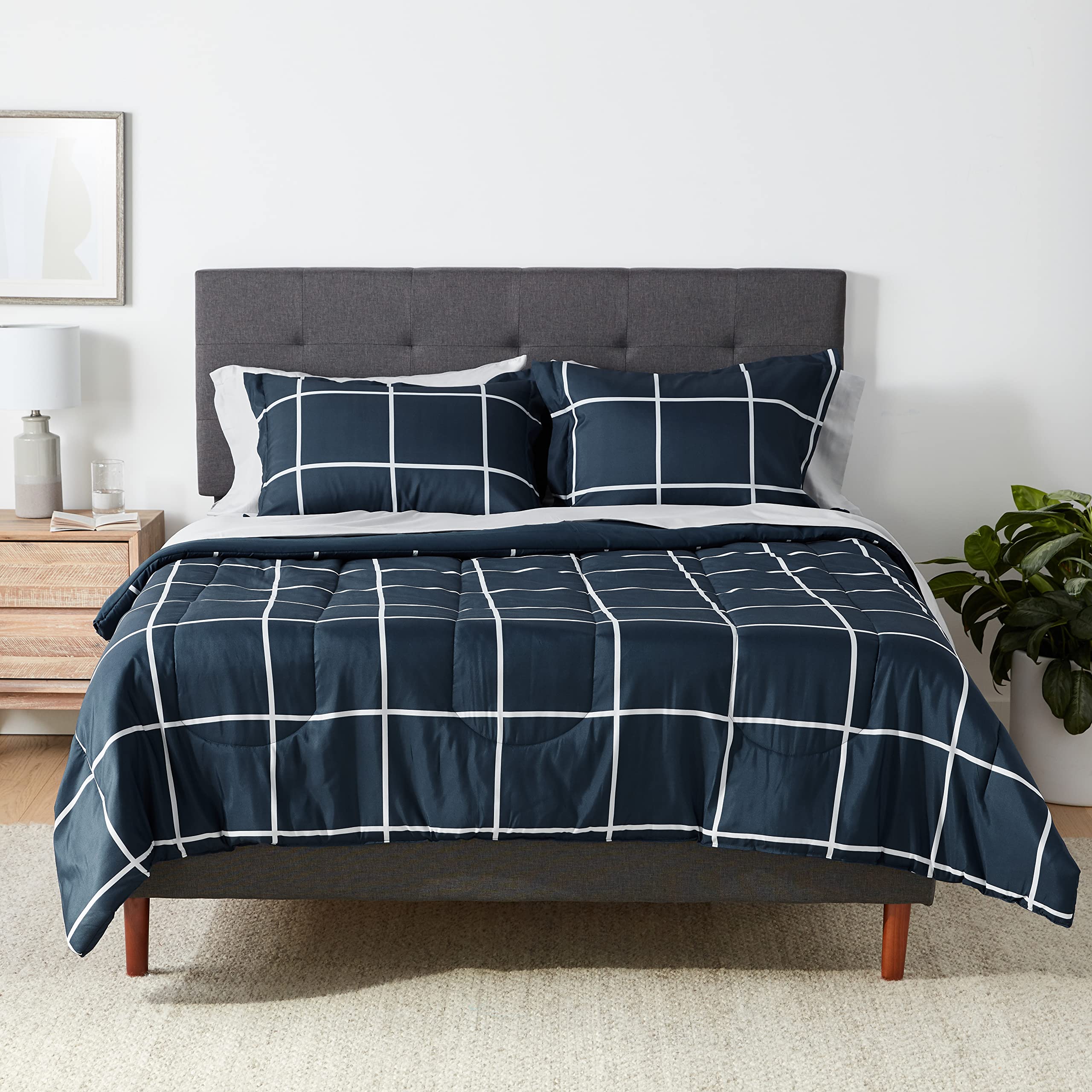 AmazonBasics Set Letto 7 Pezzi Full Queen Blu Marino Scozzese