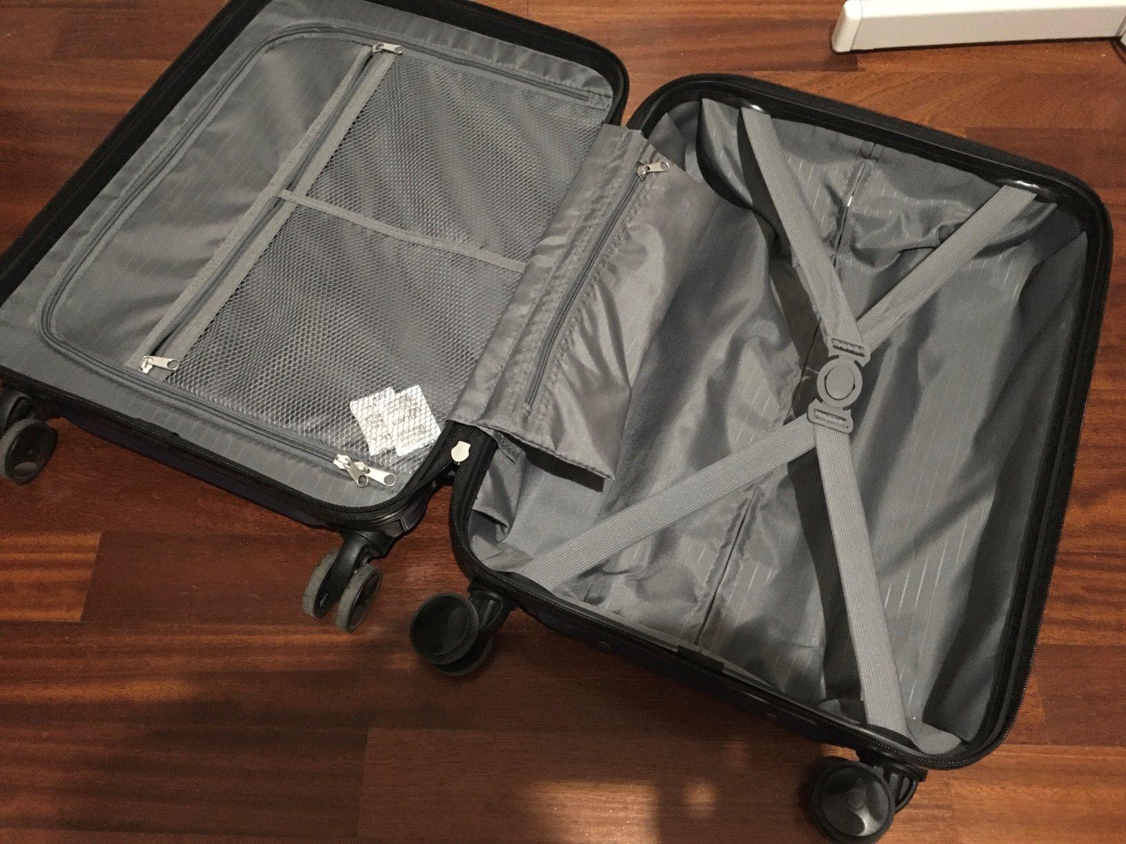 Amazon Basics Trolley Rigido Bagaglio a Mano 55 cm Blu Navy