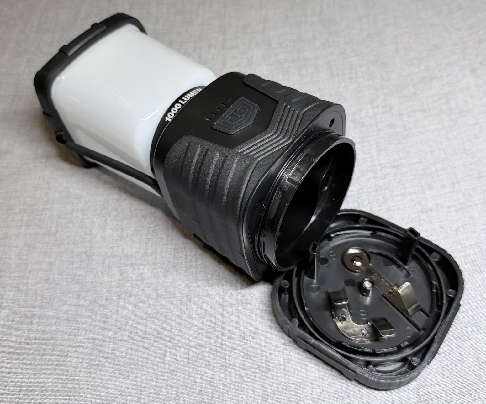 Amazon Basics Lanterna Campeggio LED 1000 Lumen Nera