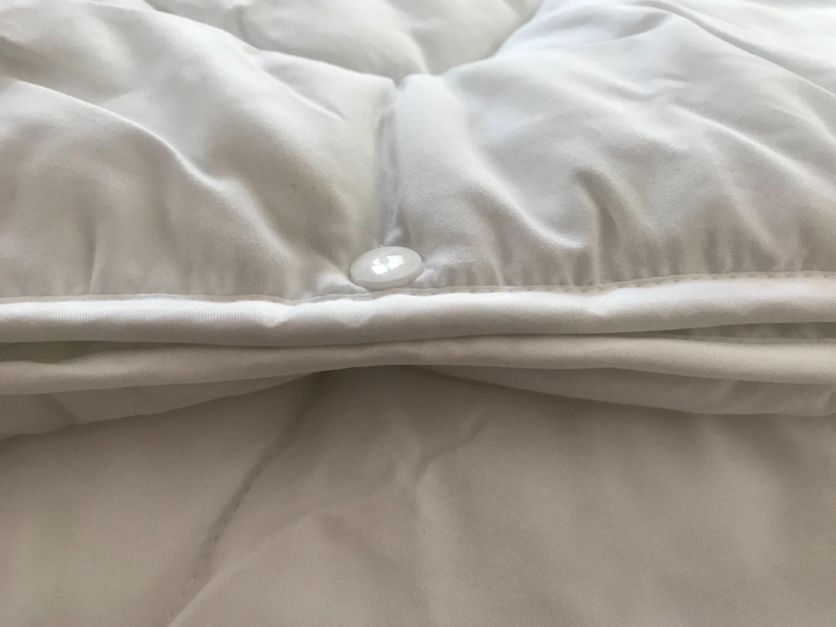 Amazon Basics Piumino 4 Stagioni Bambino Bianco con Cuscino