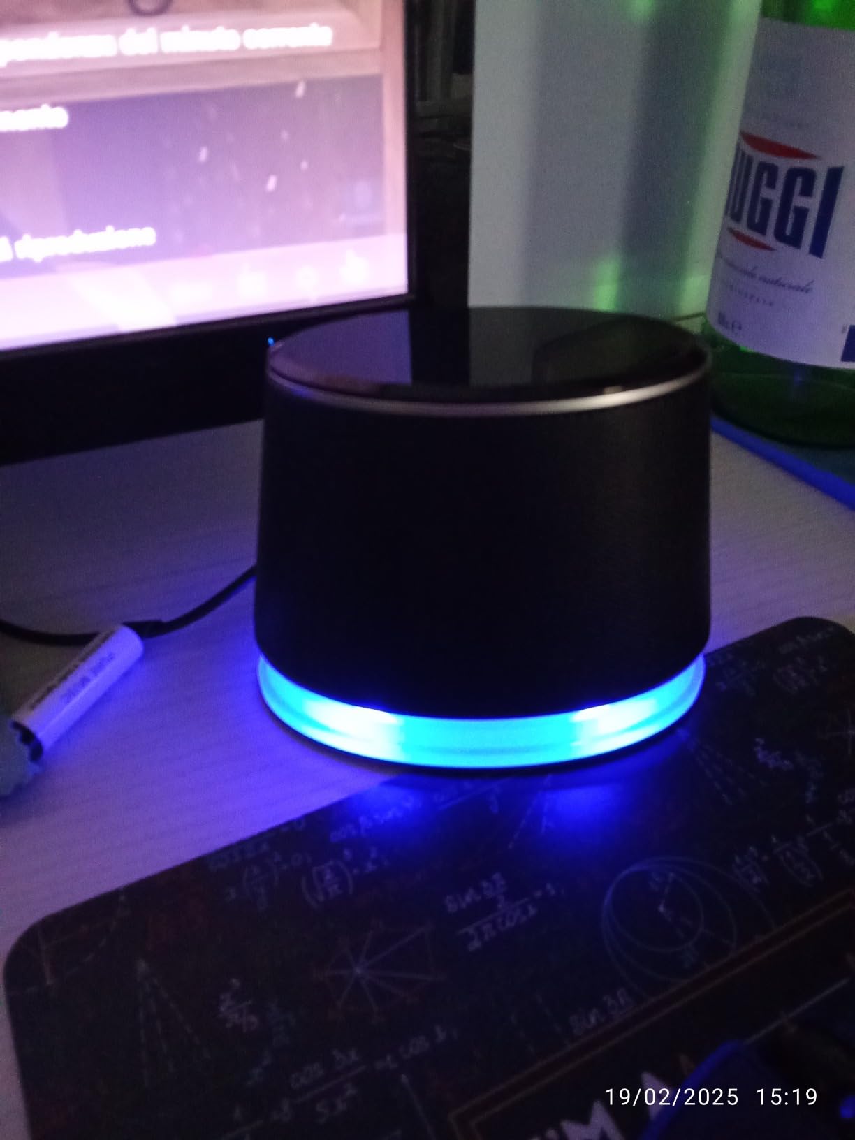 AmazonBasics Altoparlanti PC Bluetooth USB Grandi Neri LED Blu