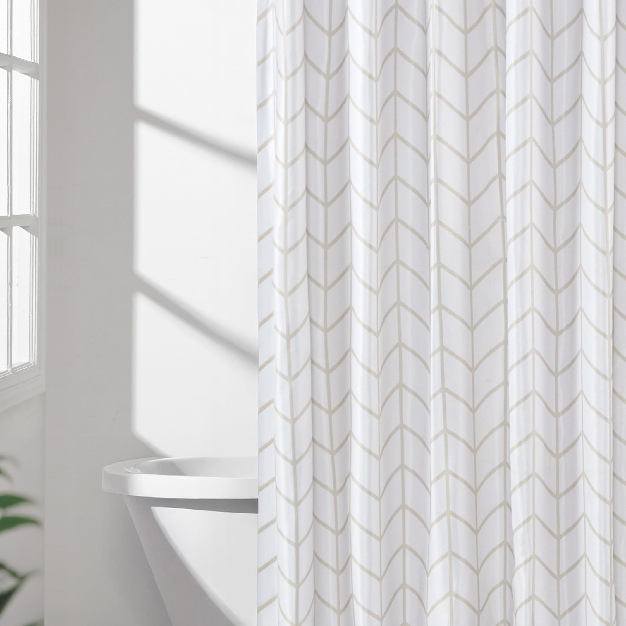 AmazonBasics Tenda Doccia Tessuto 183x183 cm Spina Pesce