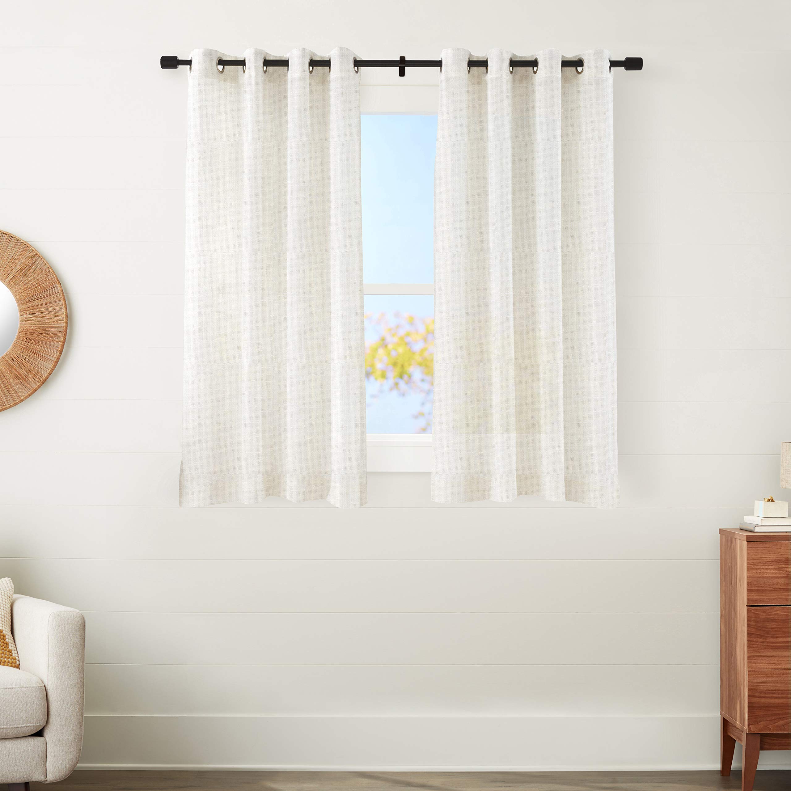 AmazonBasics Sheer Classic tenda trasparente 2 pz bianca 50x63 con occhielli