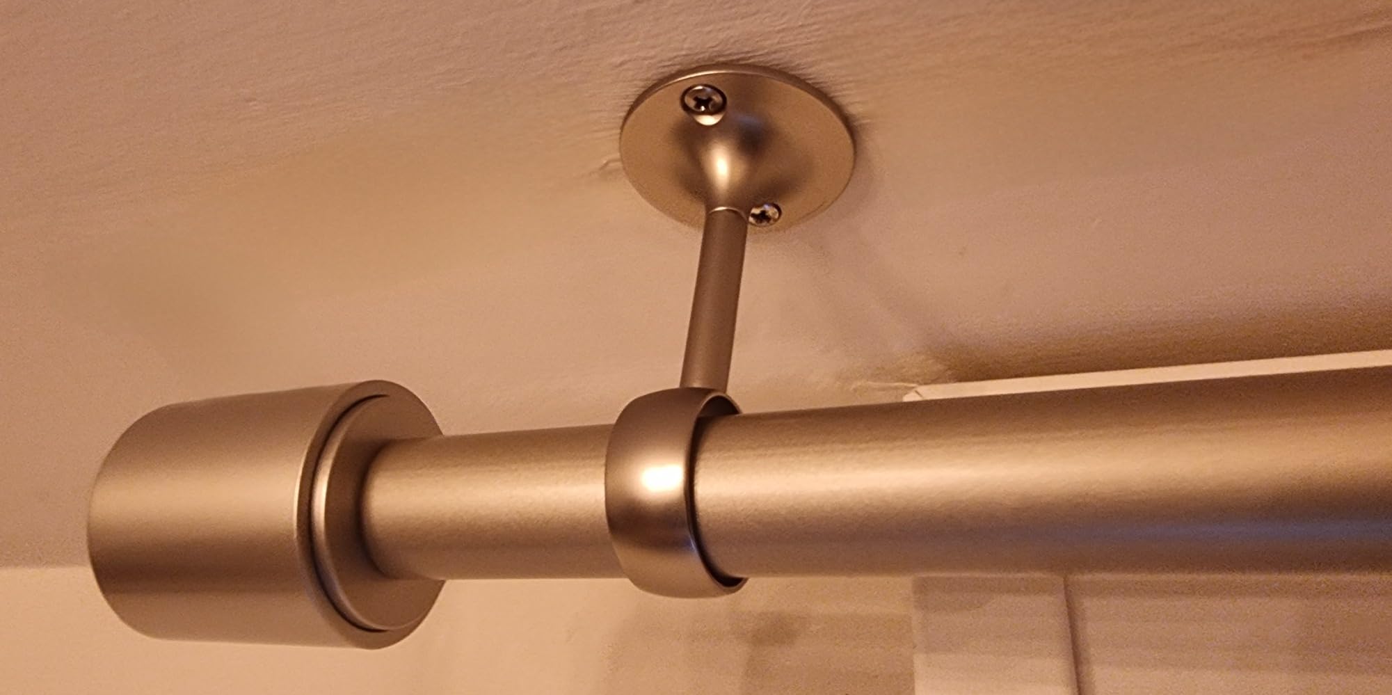 Amazon Basics Staffe Soffitto Nichel per Tende 2 Pezzi