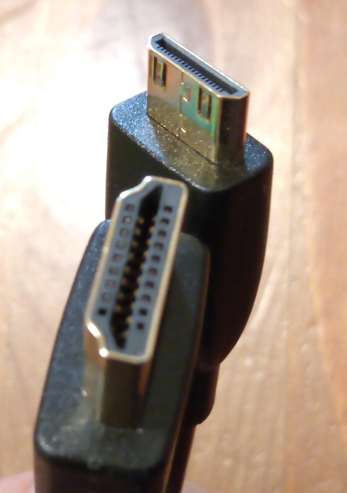 Amazon Basics Cavo Mini HDMI-HDMI 1,8 m Nero 4K Alta Velocità