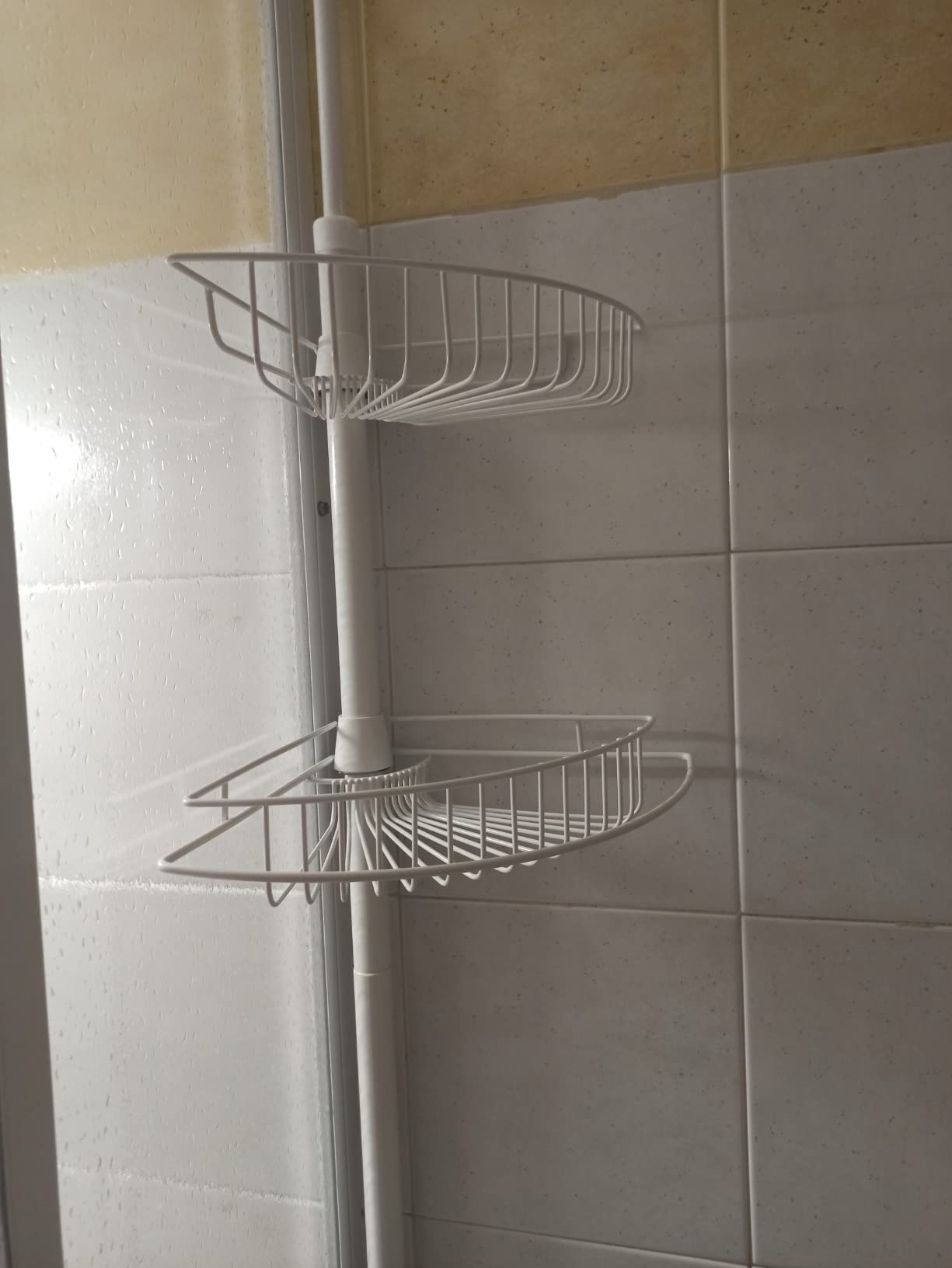 AmazonBasics Portaoggetti Doccia Angolare 4 Ripiani 246 cm