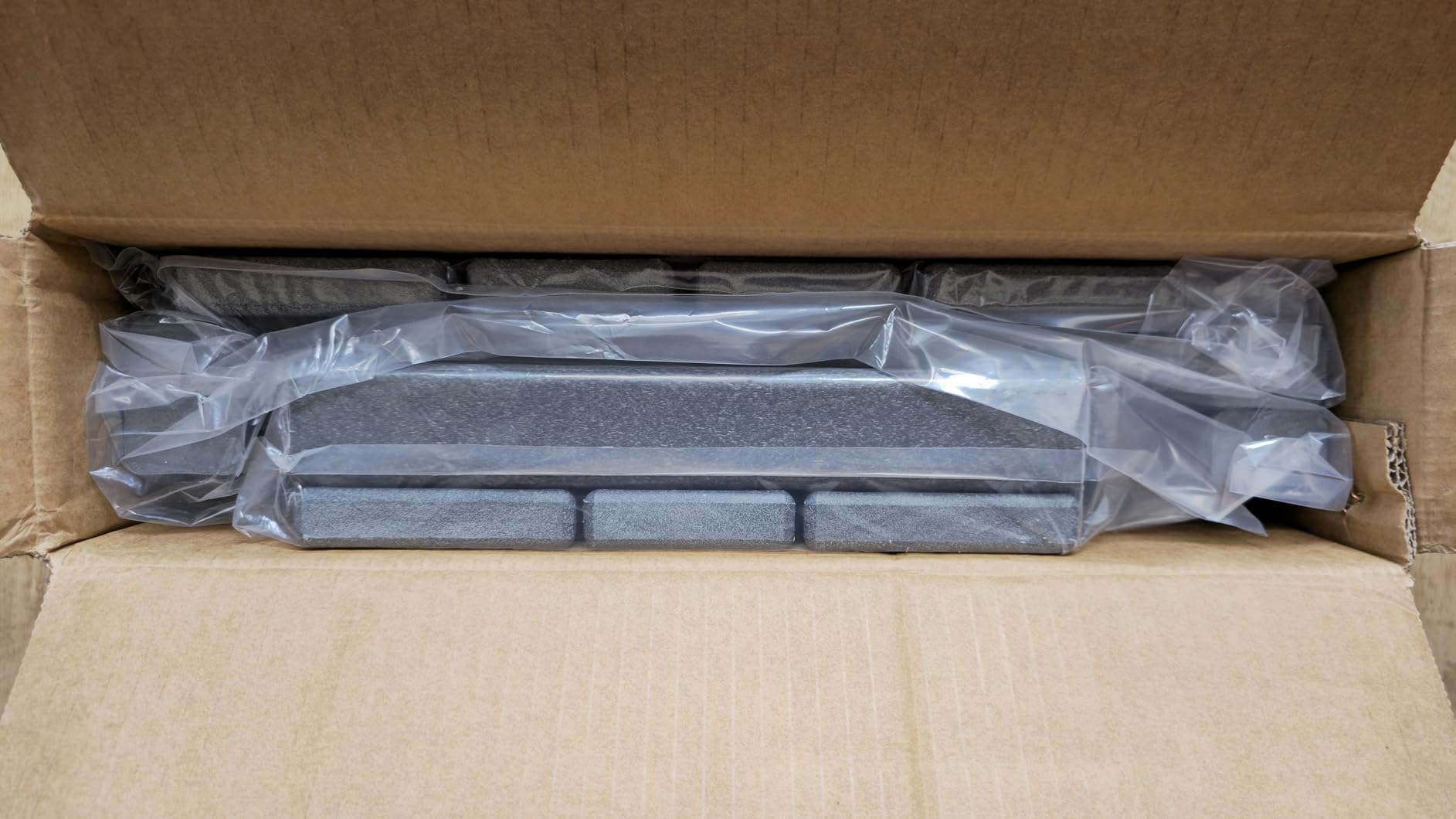 Amazon Basics Tavolino da Esterno Grigio 42x32x42 cm Acciaio