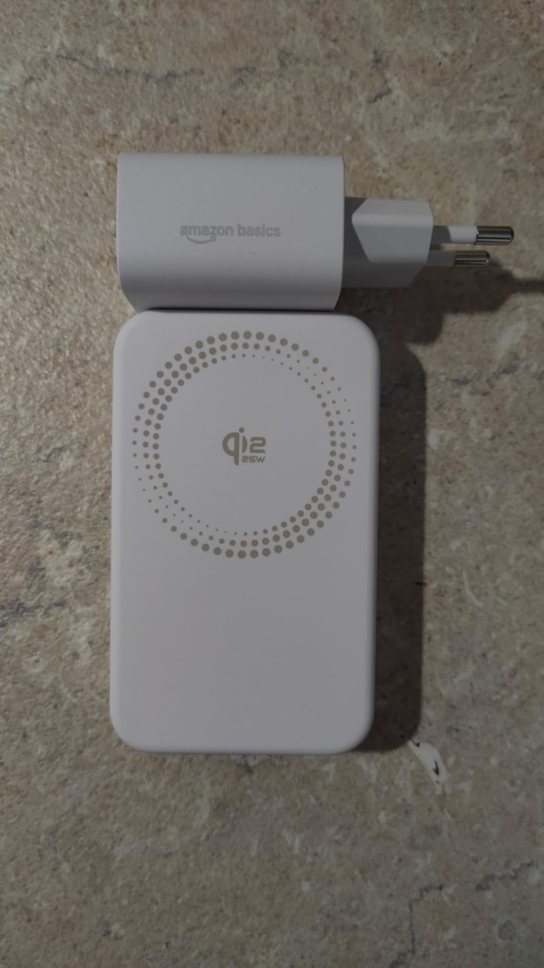 Amazon Basics Stazione Ricarica Wireless 2in1 25W Bianco