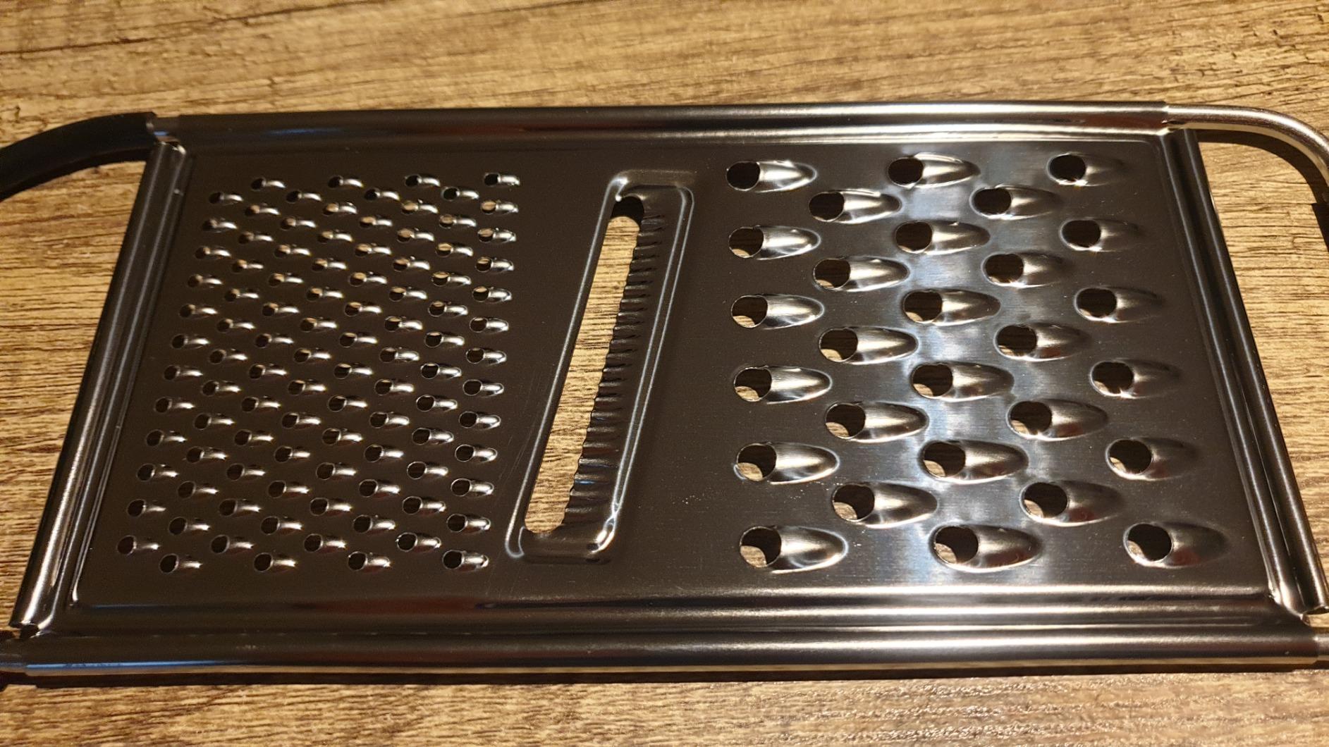 Amazon Basics grattugia formaggio 4 lati acciaio 22,9 cm nero
