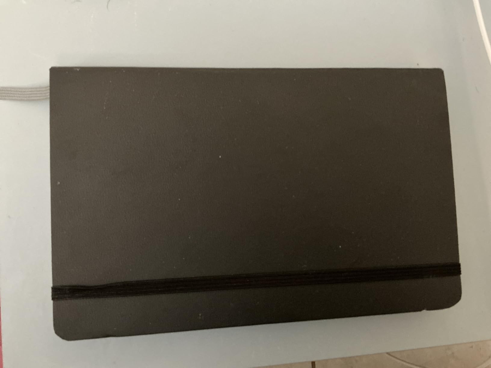 Amazon Basics Quaderno A5 a Righe 240 Pagine Nero Classic