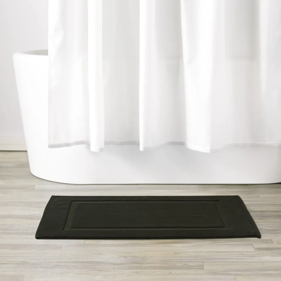 AmazonBasics Tappetino Bagno 51x79 cm Nero in Cotone