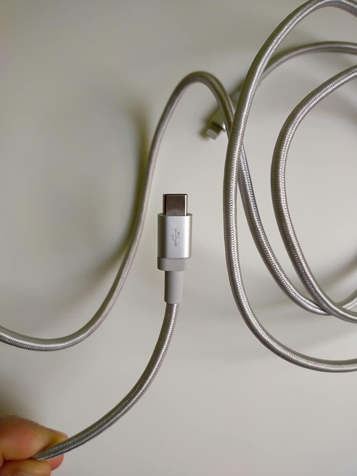 Amazon Basics Cavo USB-C Lightning 1,8 m Grigio Scuro MFi